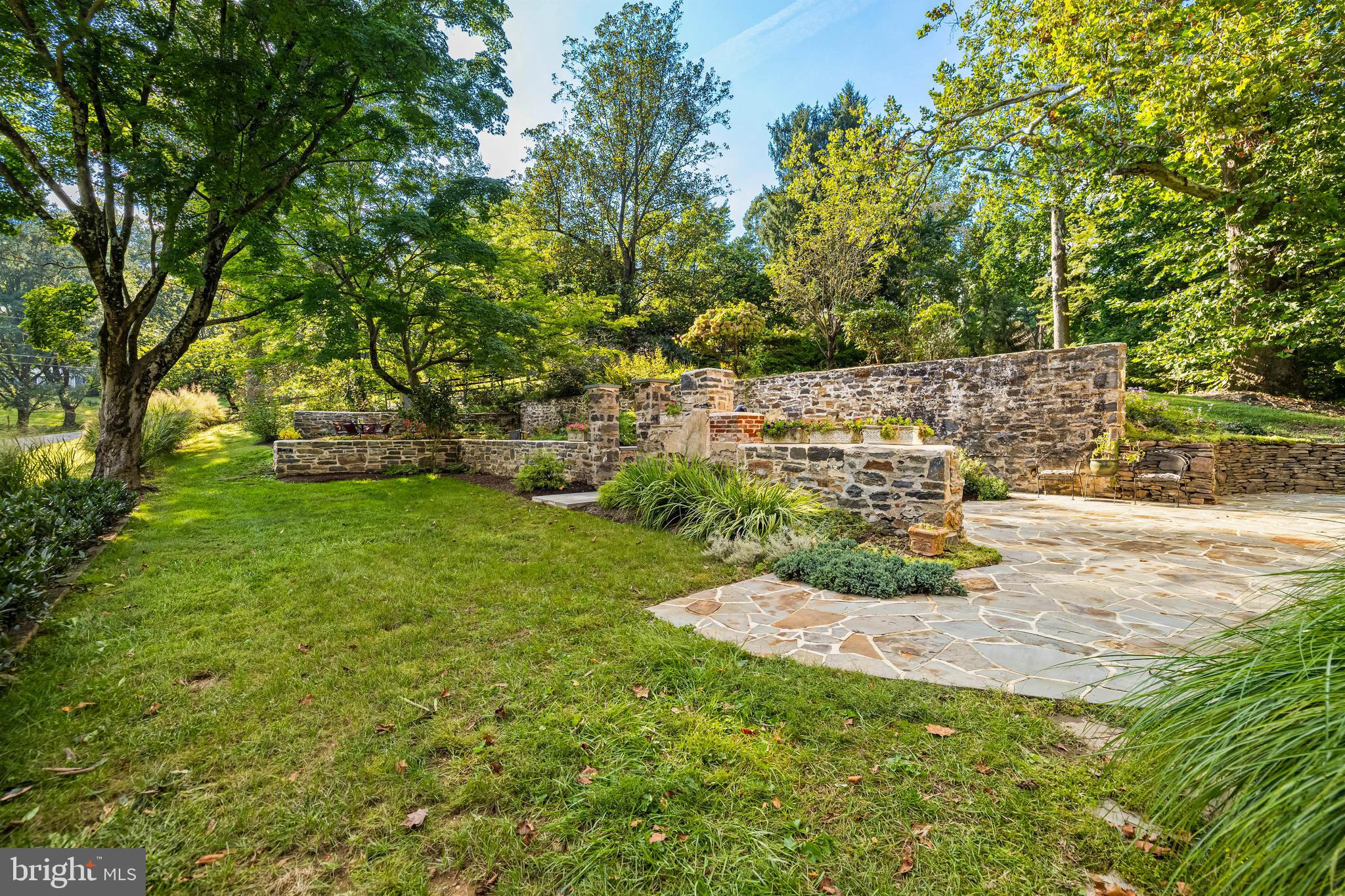 RUXTON - Residential