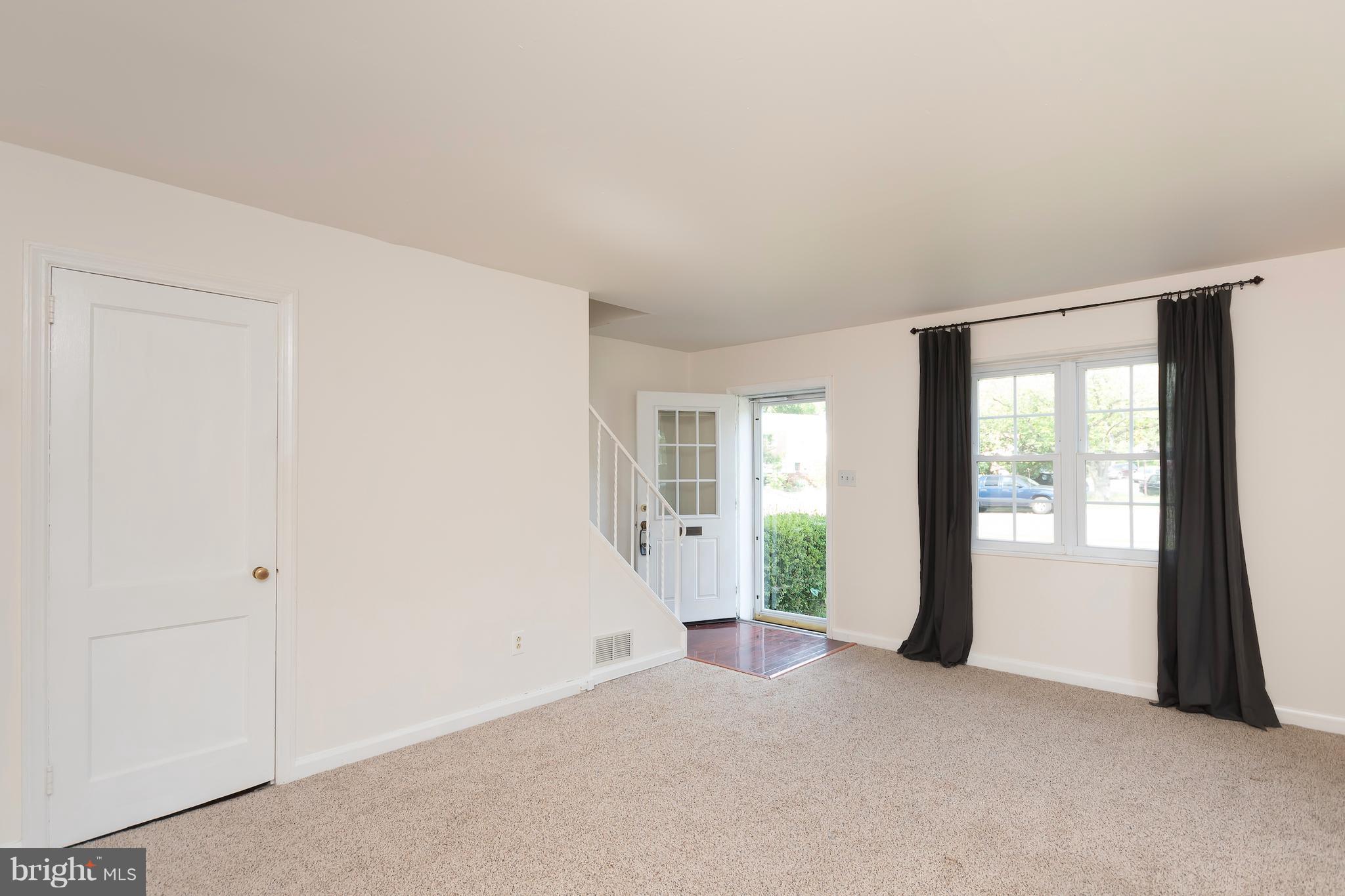 ROSEMONT - Residential Lease