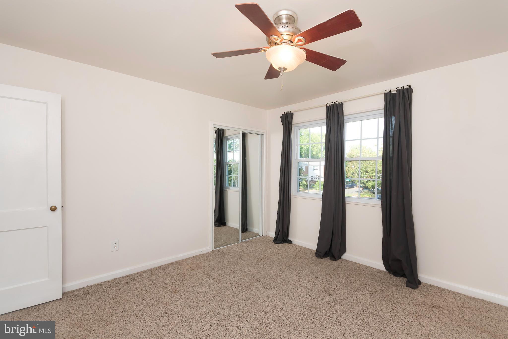 ROSEMONT - Residential Lease