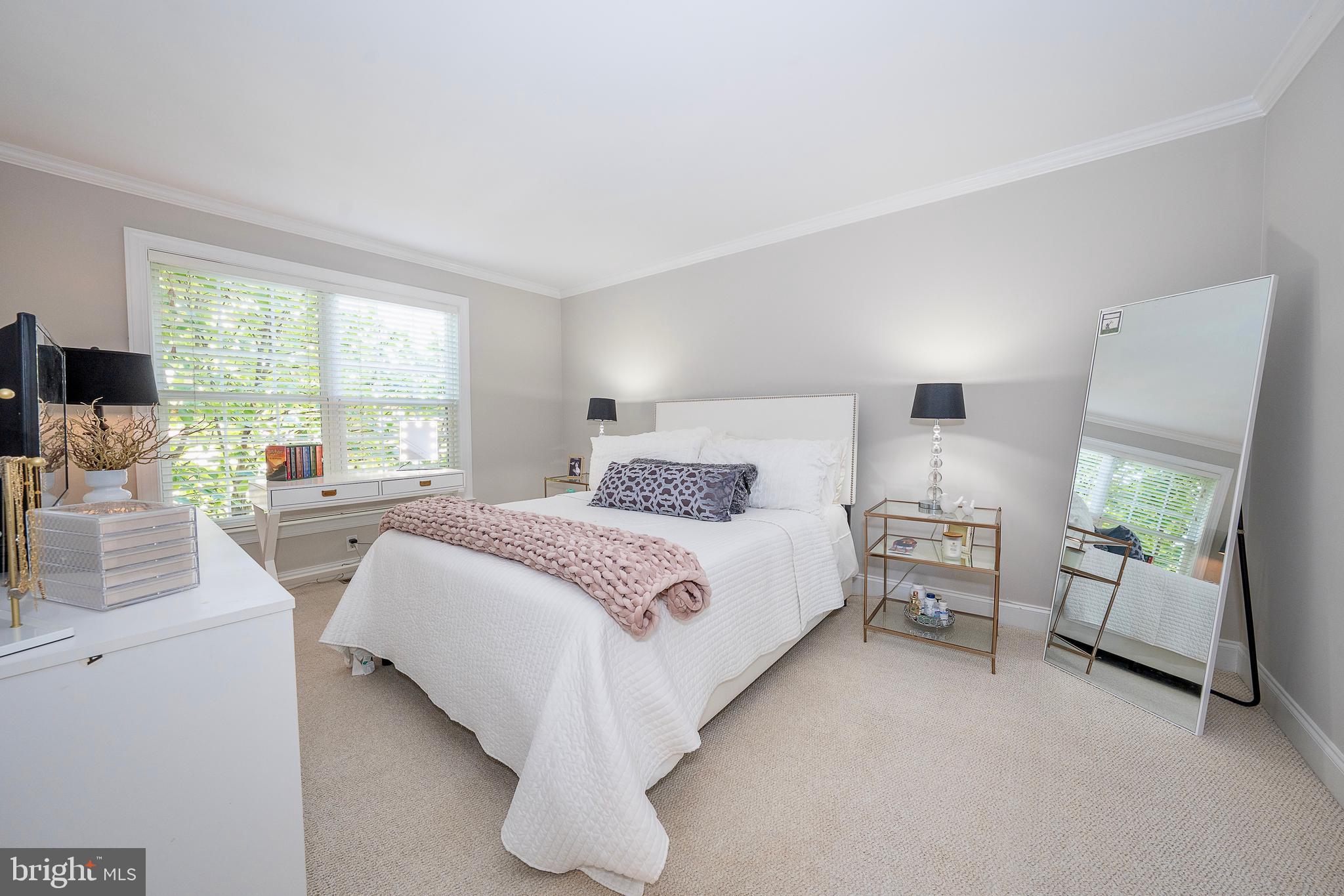 SUGARTOWN RIDGE - Residential