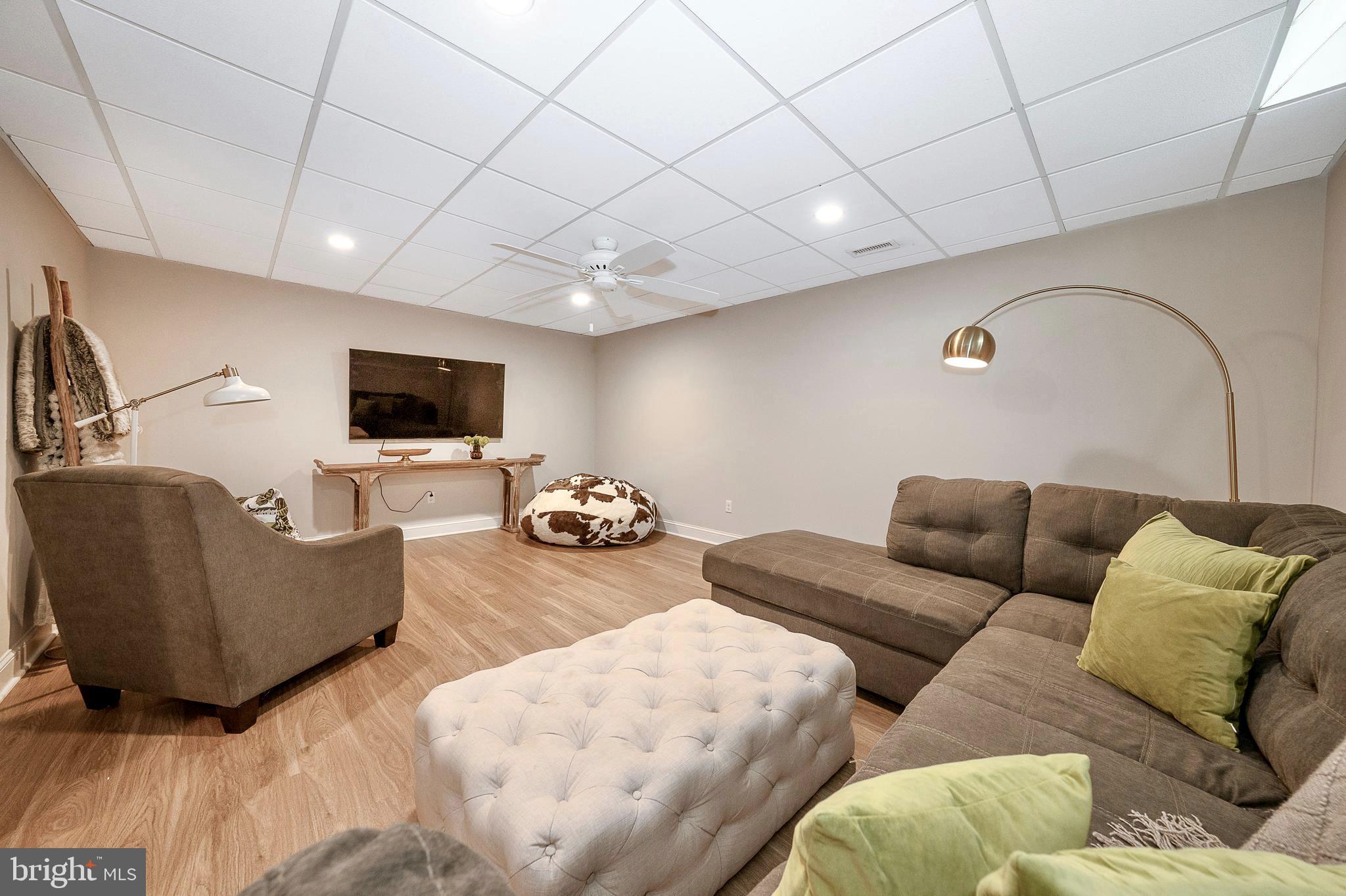 SUGARTOWN RIDGE - Residential