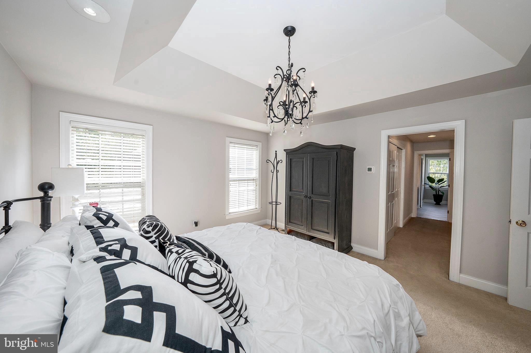 SUGARTOWN RIDGE - Residential