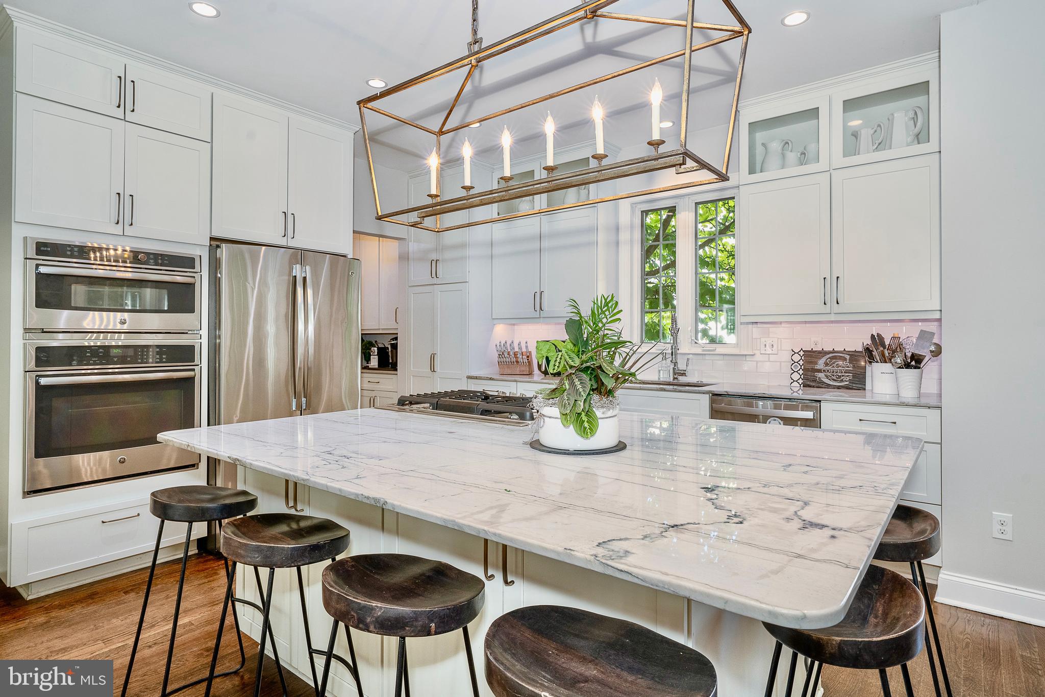 SUGARTOWN RIDGE - Residential