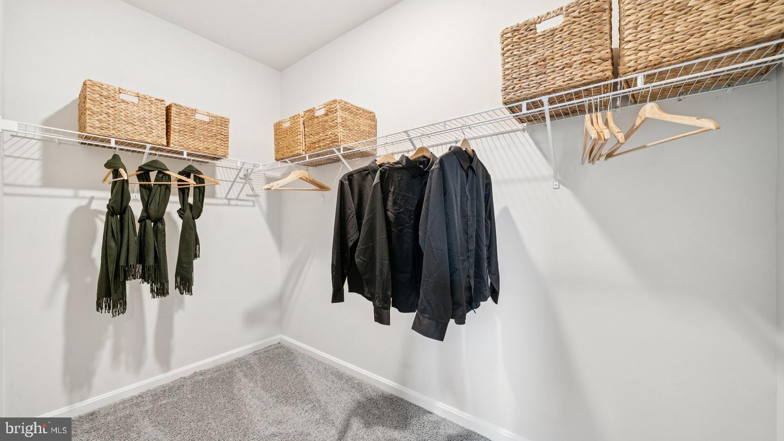 SPRING LAKES - Residential