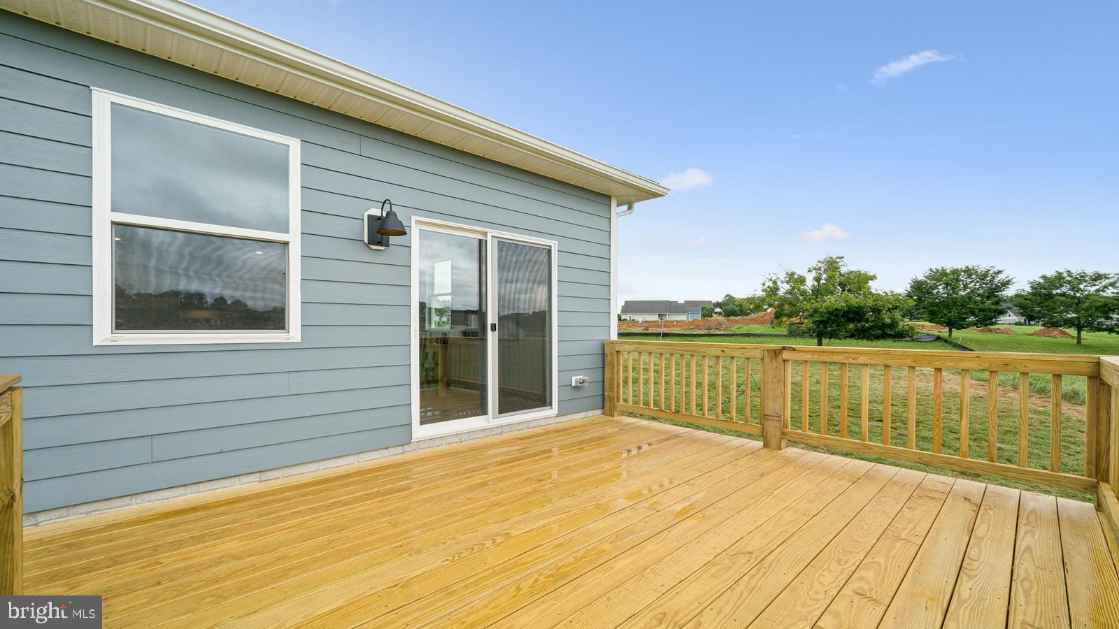 SPRING LAKES - Residential