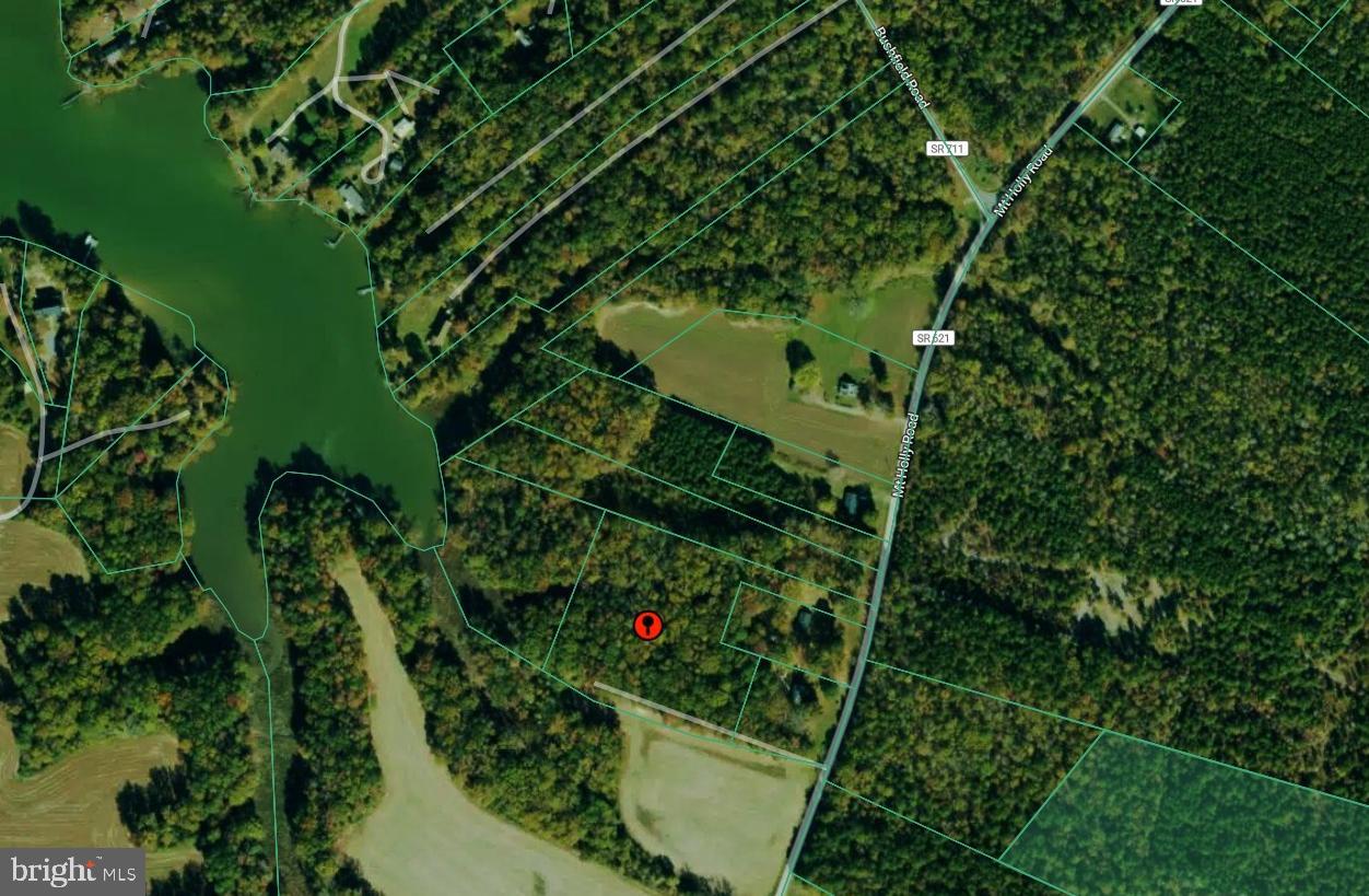 Embrace the tranquility of rural living with this expansive 4.47-acre parcel, perfectly situated just minutes from the charming town of Montross. This property offers a serene setting ideal for constructing your custom home, with ample space for gardens, outdoor activities, or even a hobby. It is also conveniently located near several public boat ramps, including the Currioman Landing Boat Ramp and the Westmoreland State Park Boat Ramp, providing easy access to the Potomac River for boating and fishing enthusiasts .
Enjoy the best of both worlds—peaceful countryside living with proximity to Montross's local shops, dining, and community events. Don't miss this opportunity to create your personal retreat in Virginia's scenic Northern Neck region.