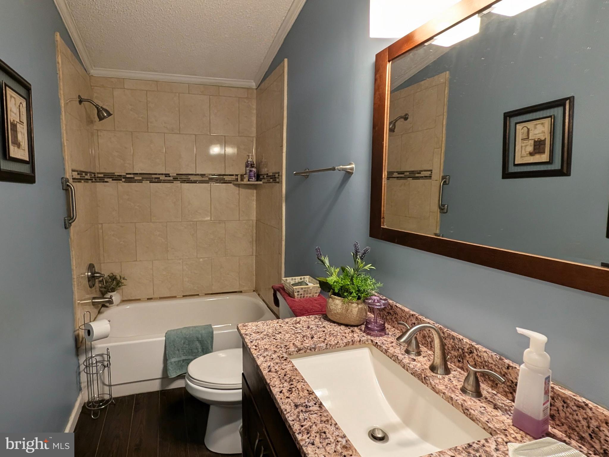 WINTERSET FARMS - Residential