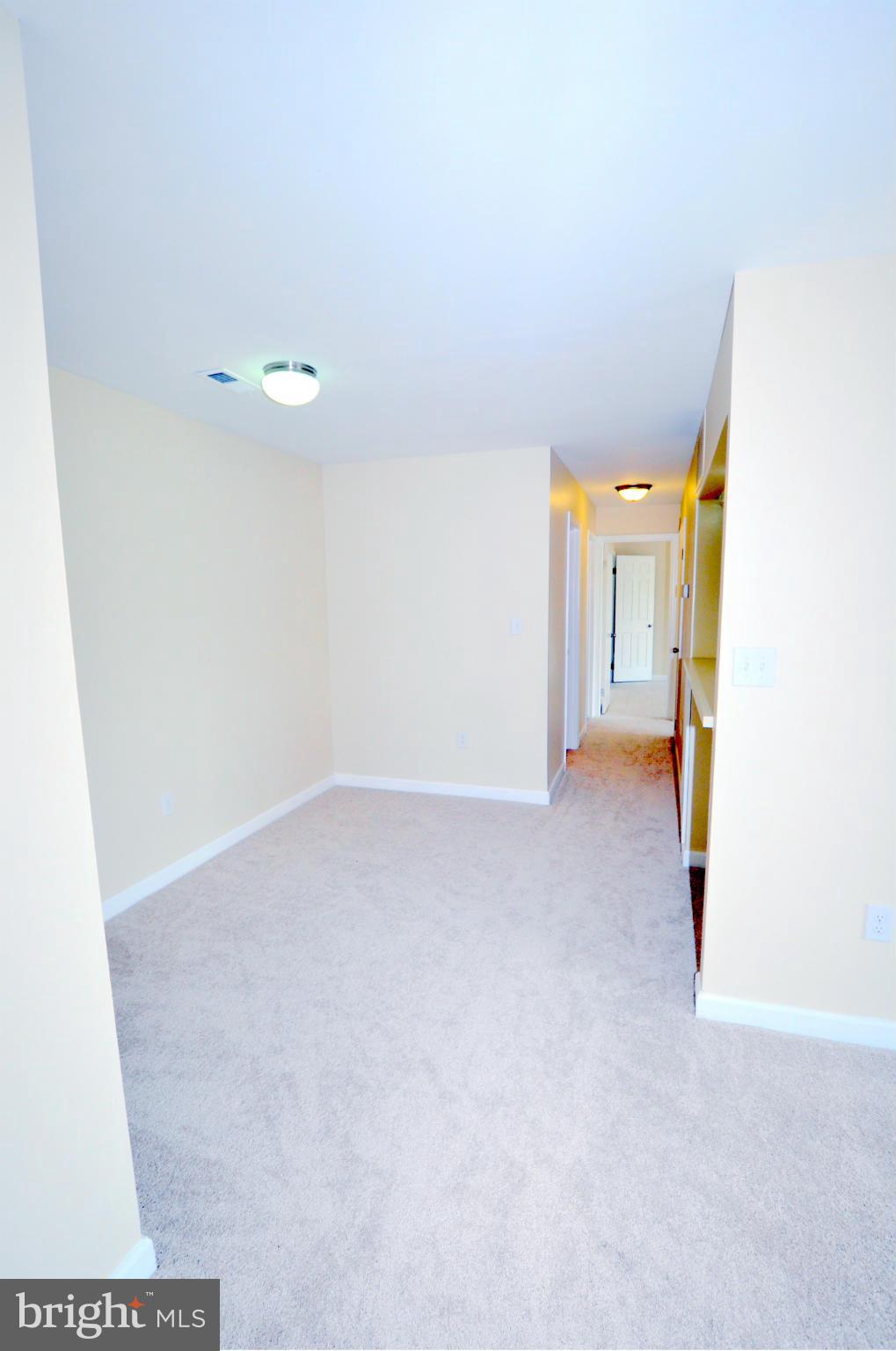 BERKLEIGH SQUARE - Residential