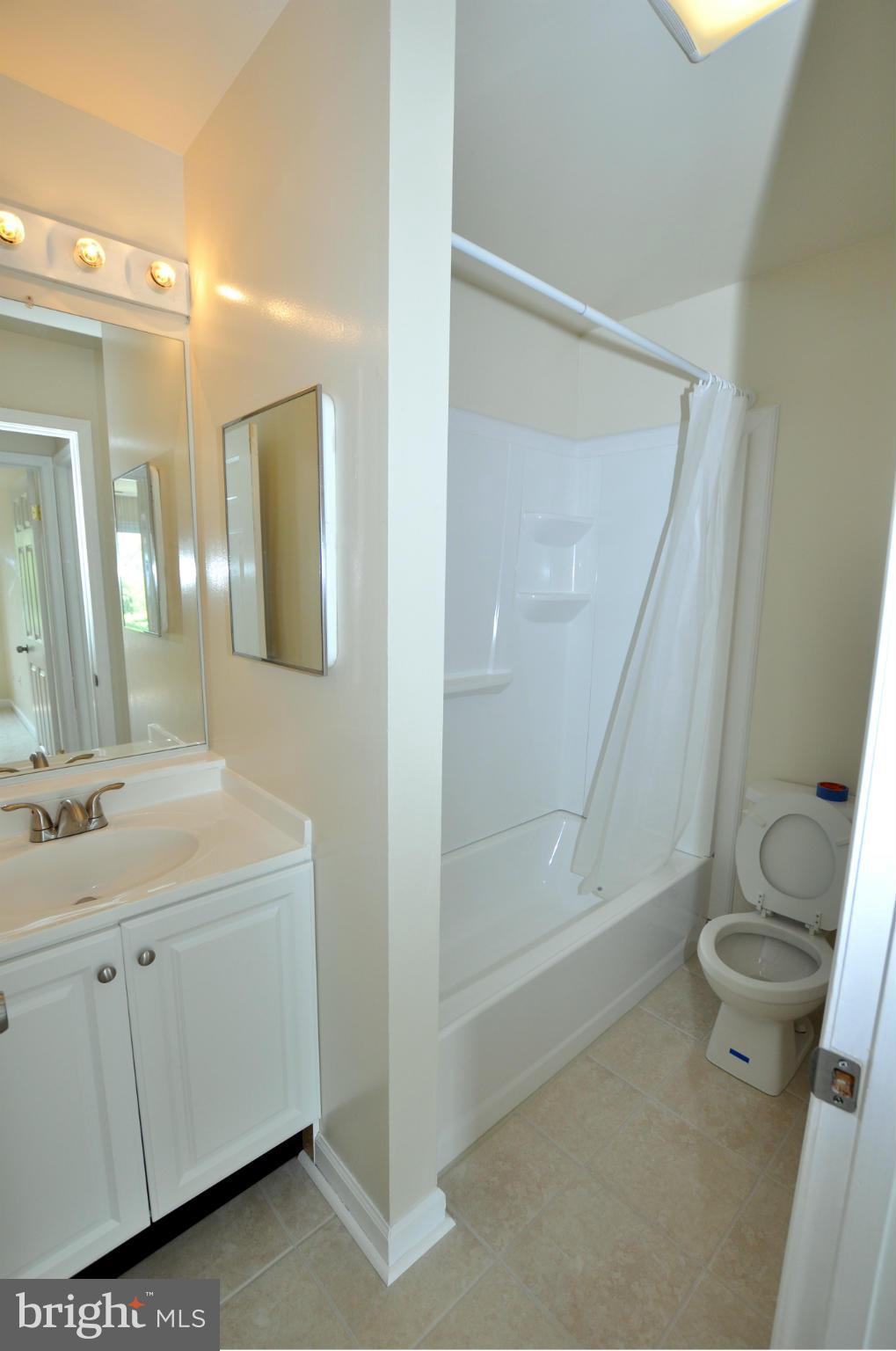 BERKLEIGH SQUARE - Residential