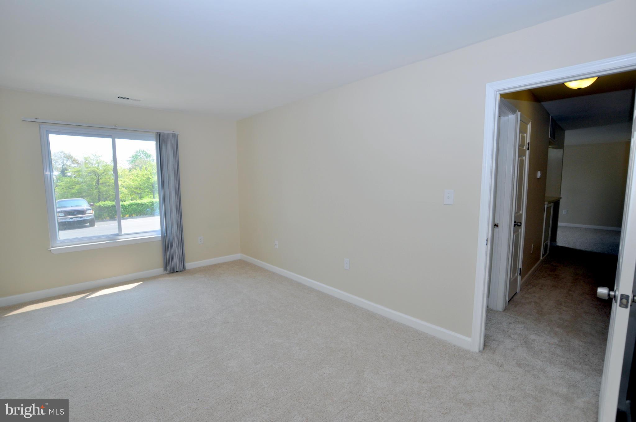 BERKLEIGH SQUARE - Residential