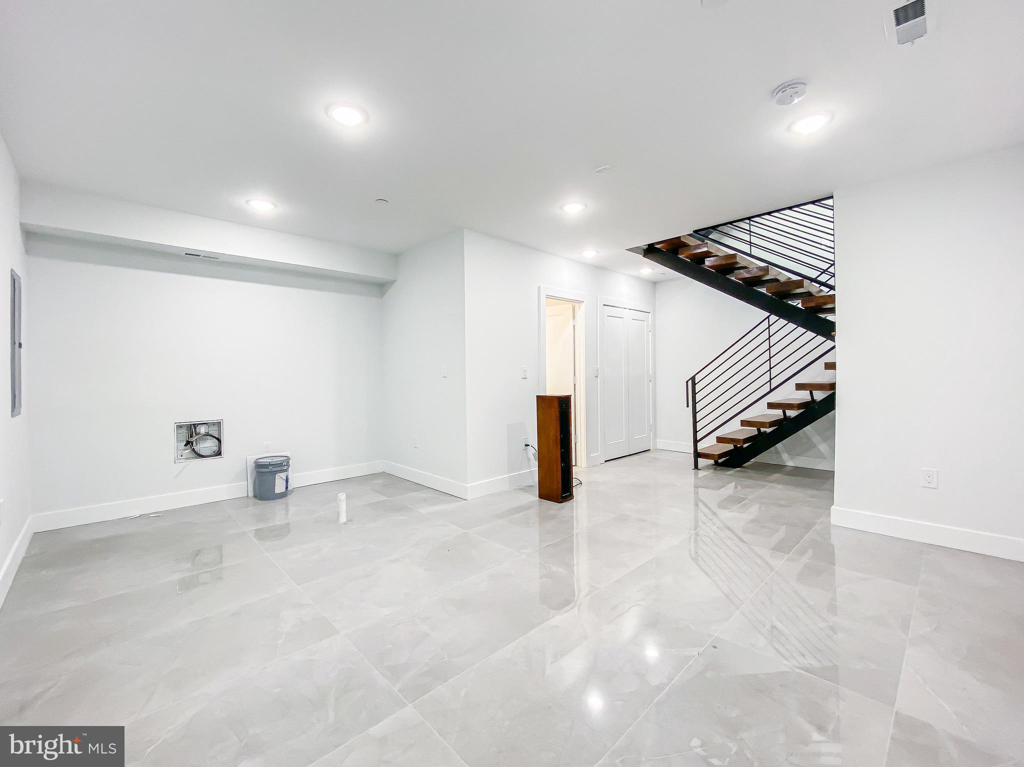 MANAYUNK - Residential