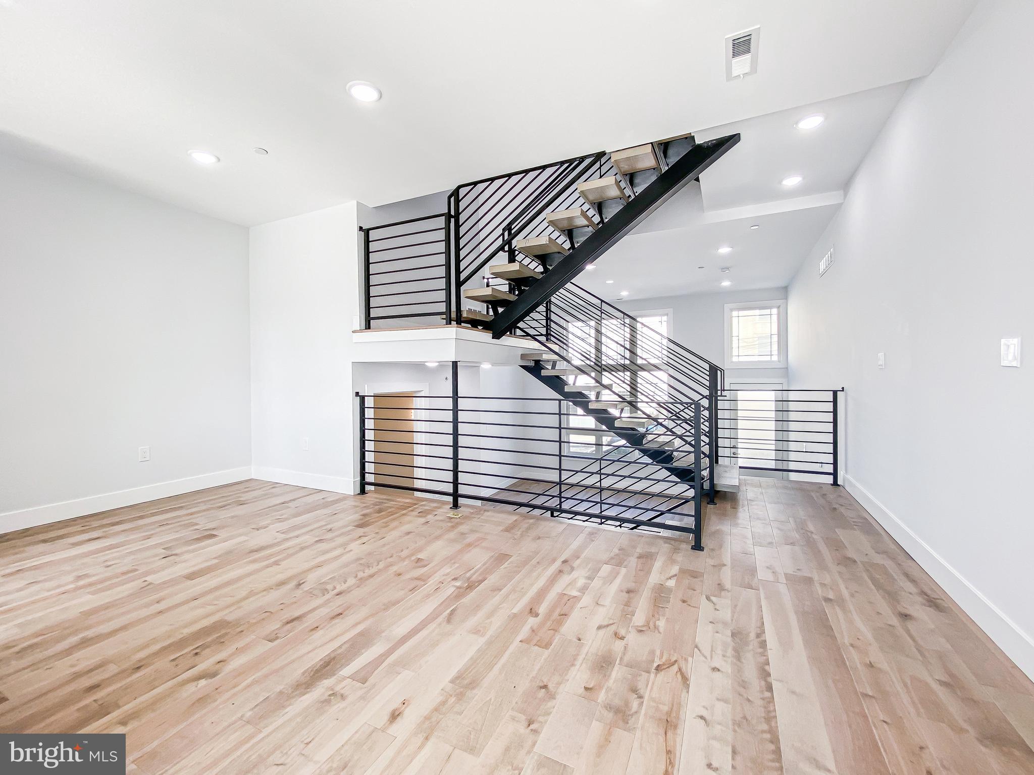 MANAYUNK - Residential