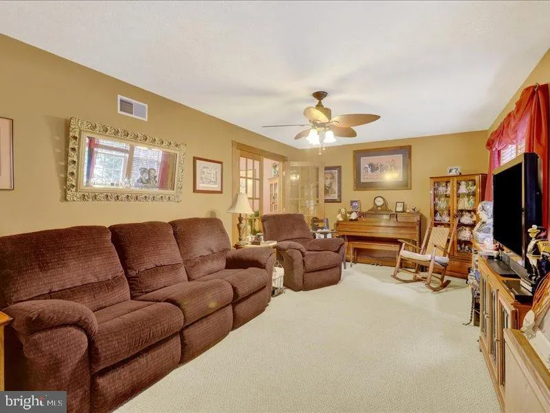 Shippensburg, Pennsylvania 17257, United States, 4 Bedrooms Bedrooms, ,3 BathroomsBathrooms,Residential,Coming Soon,221189