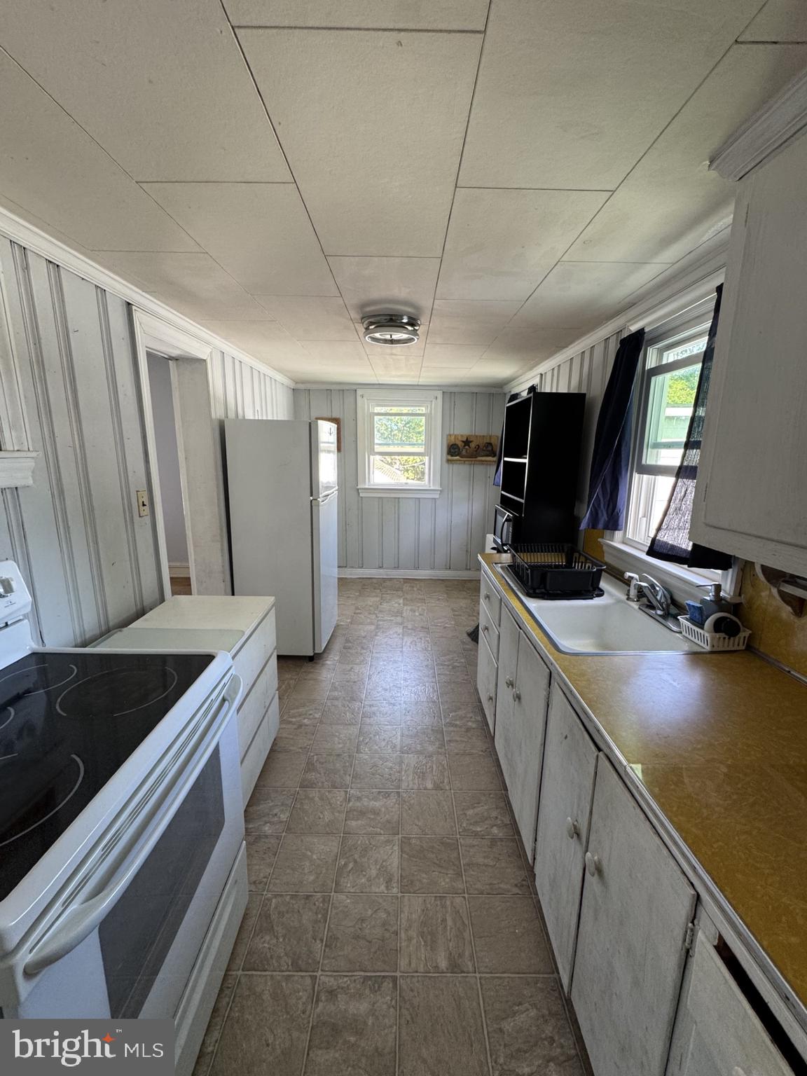 EAST CAMBRIDGE - Residential Lease