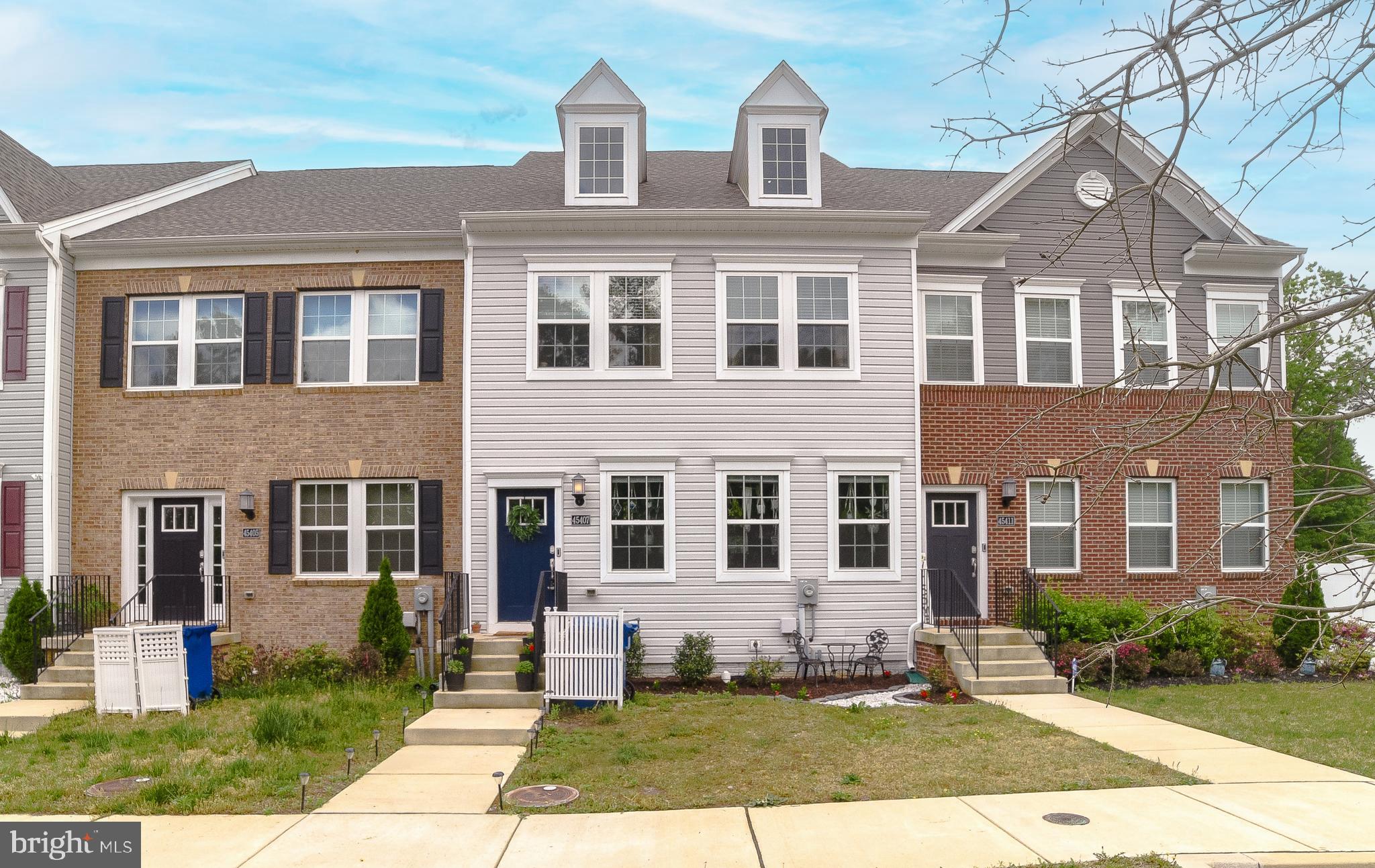 WOODS OF MYRTLE POINT - Residential