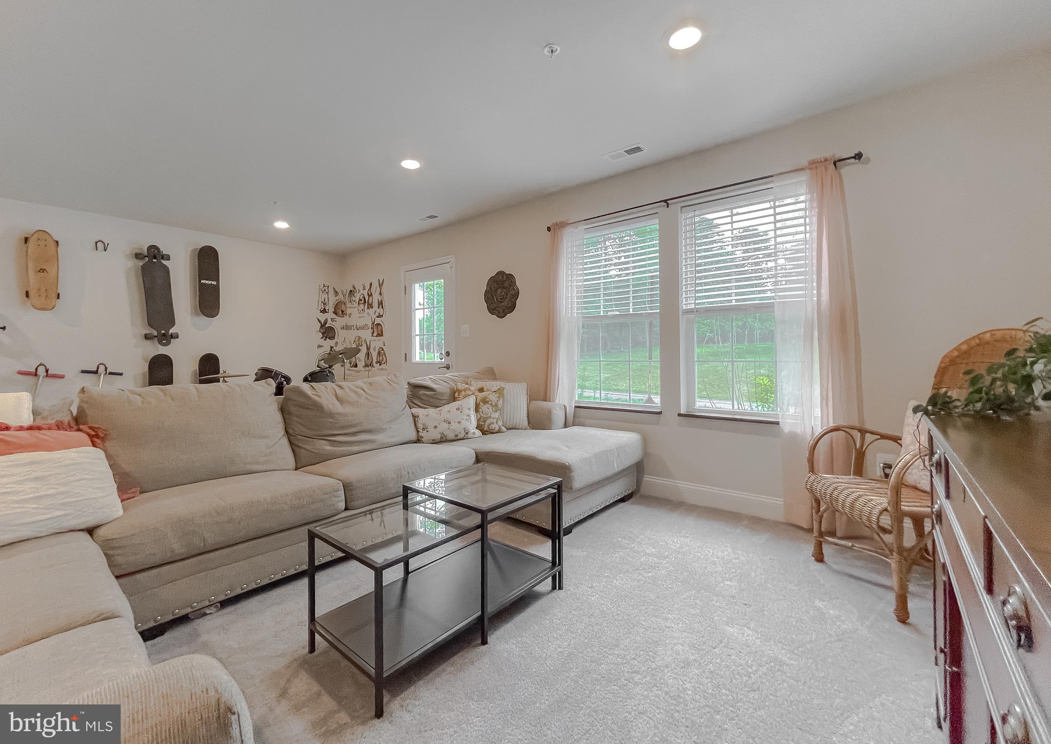 WOODS OF MYRTLE POINT - Residential