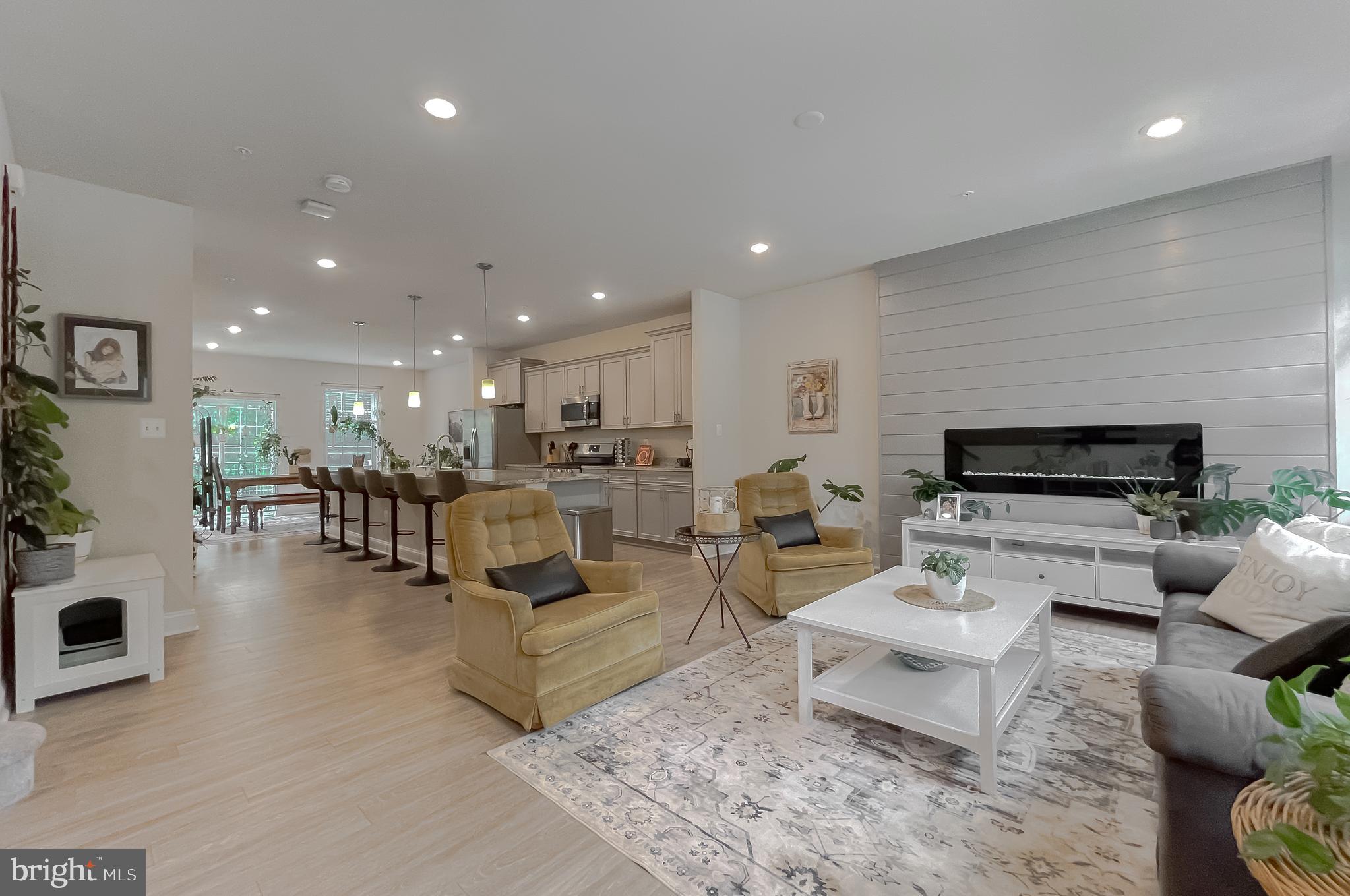 WOODS OF MYRTLE POINT - Residential