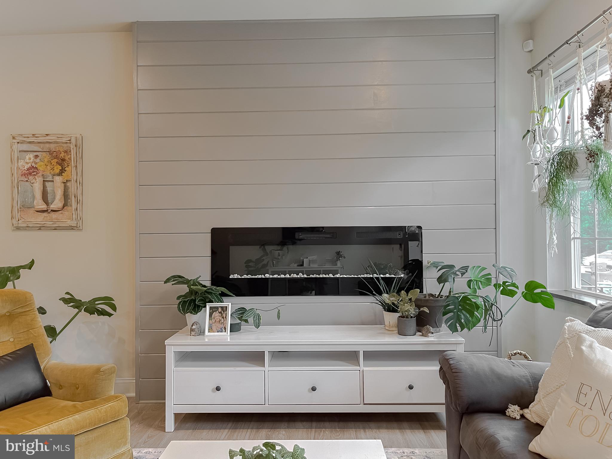 WOODS OF MYRTLE POINT - Residential