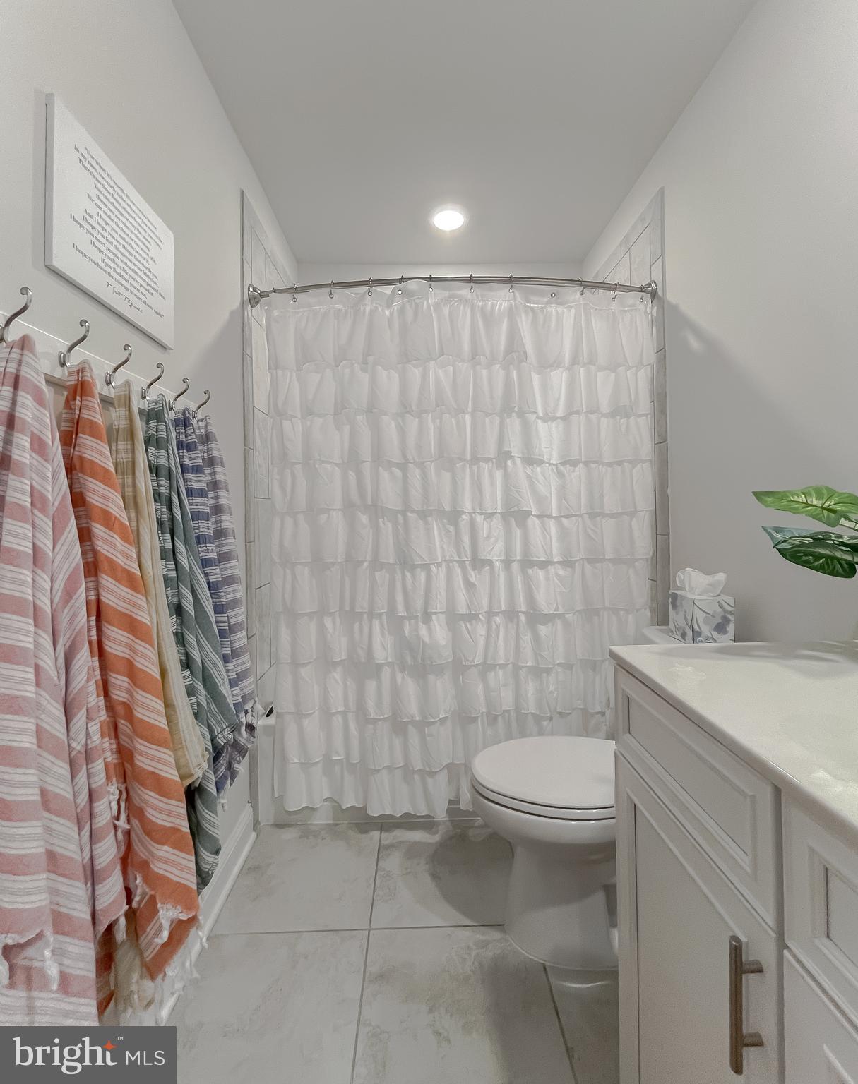 WOODS OF MYRTLE POINT - Residential