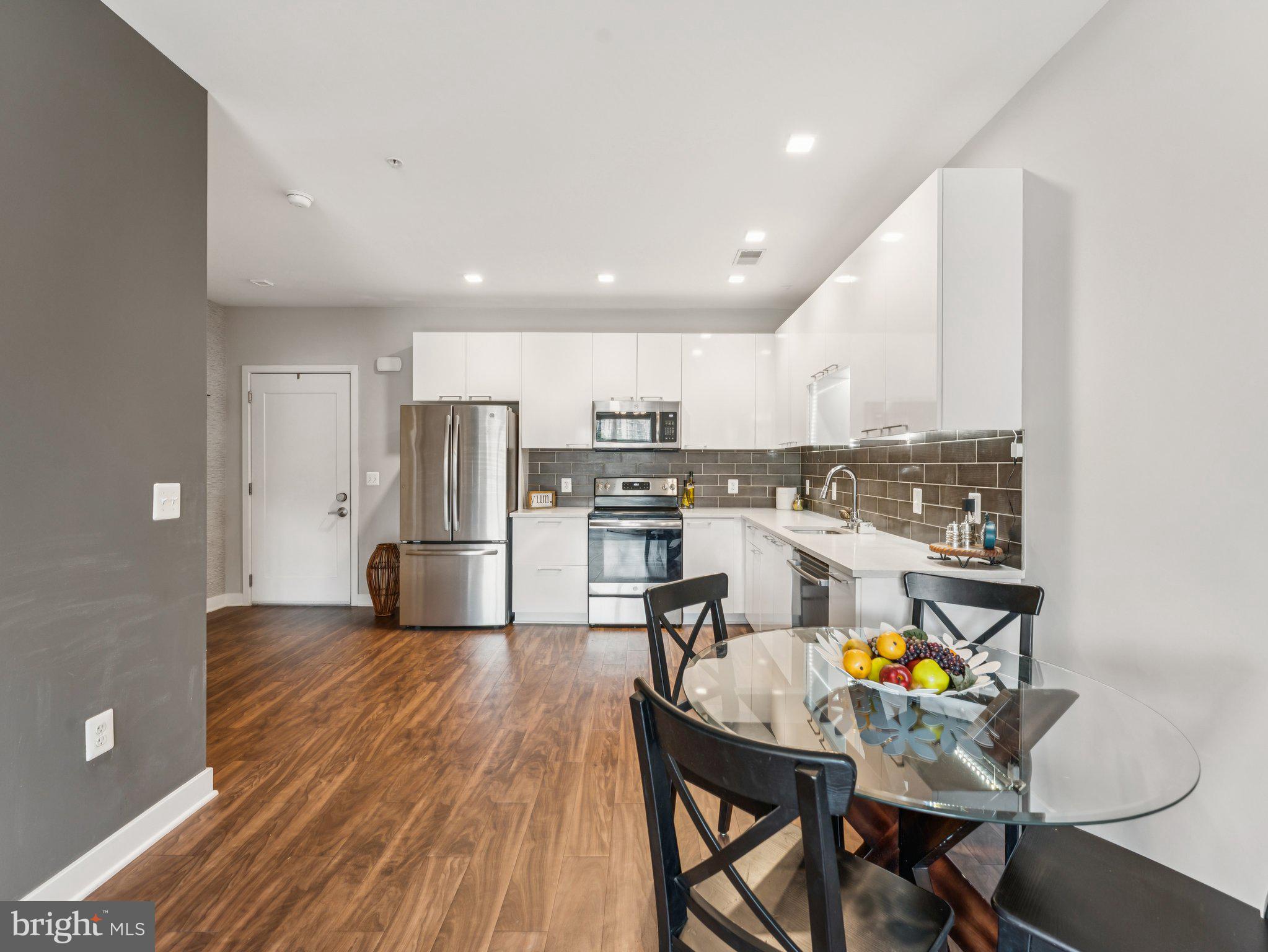 BARCROFT - Residential