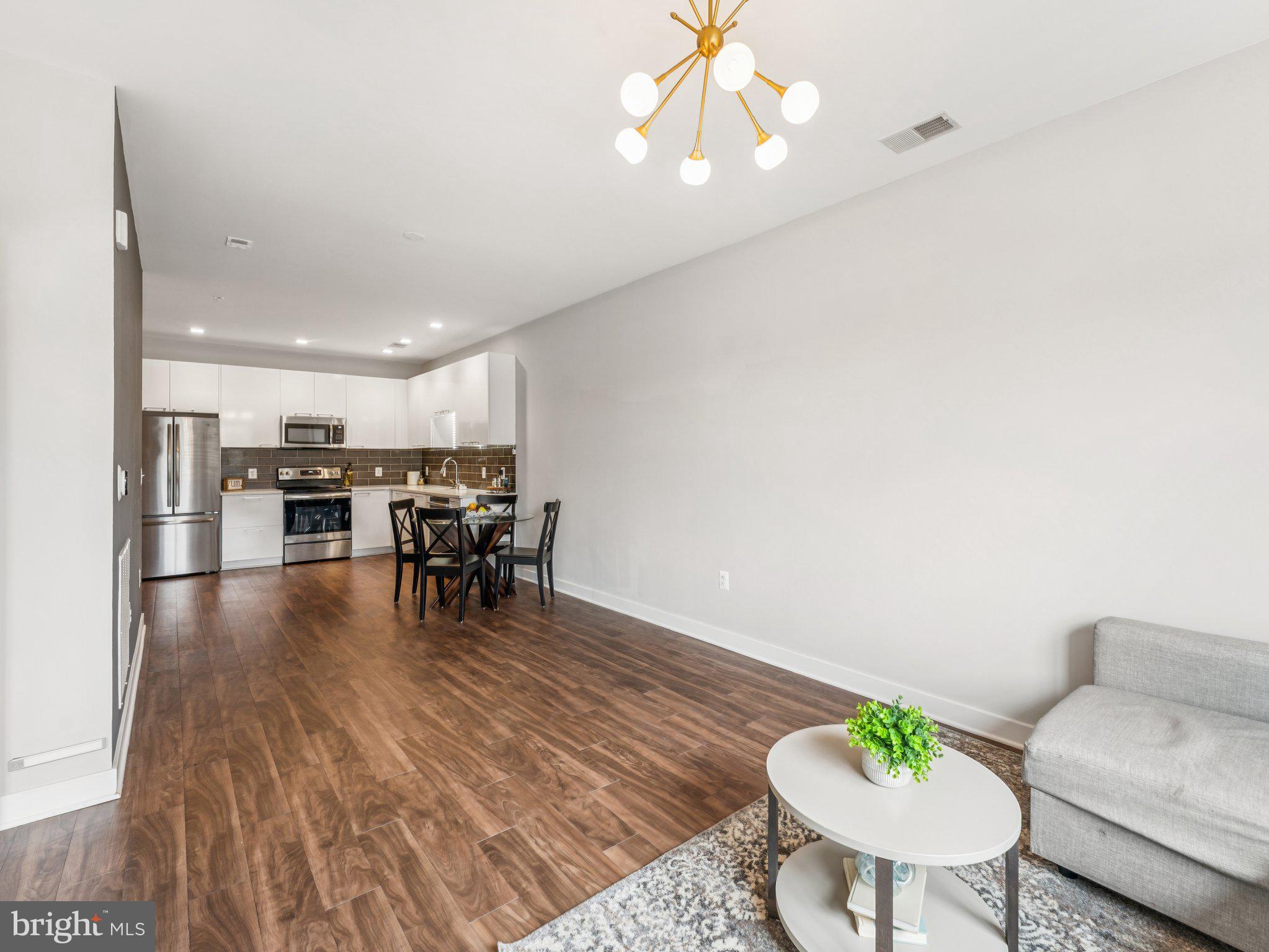 BARCROFT - Residential