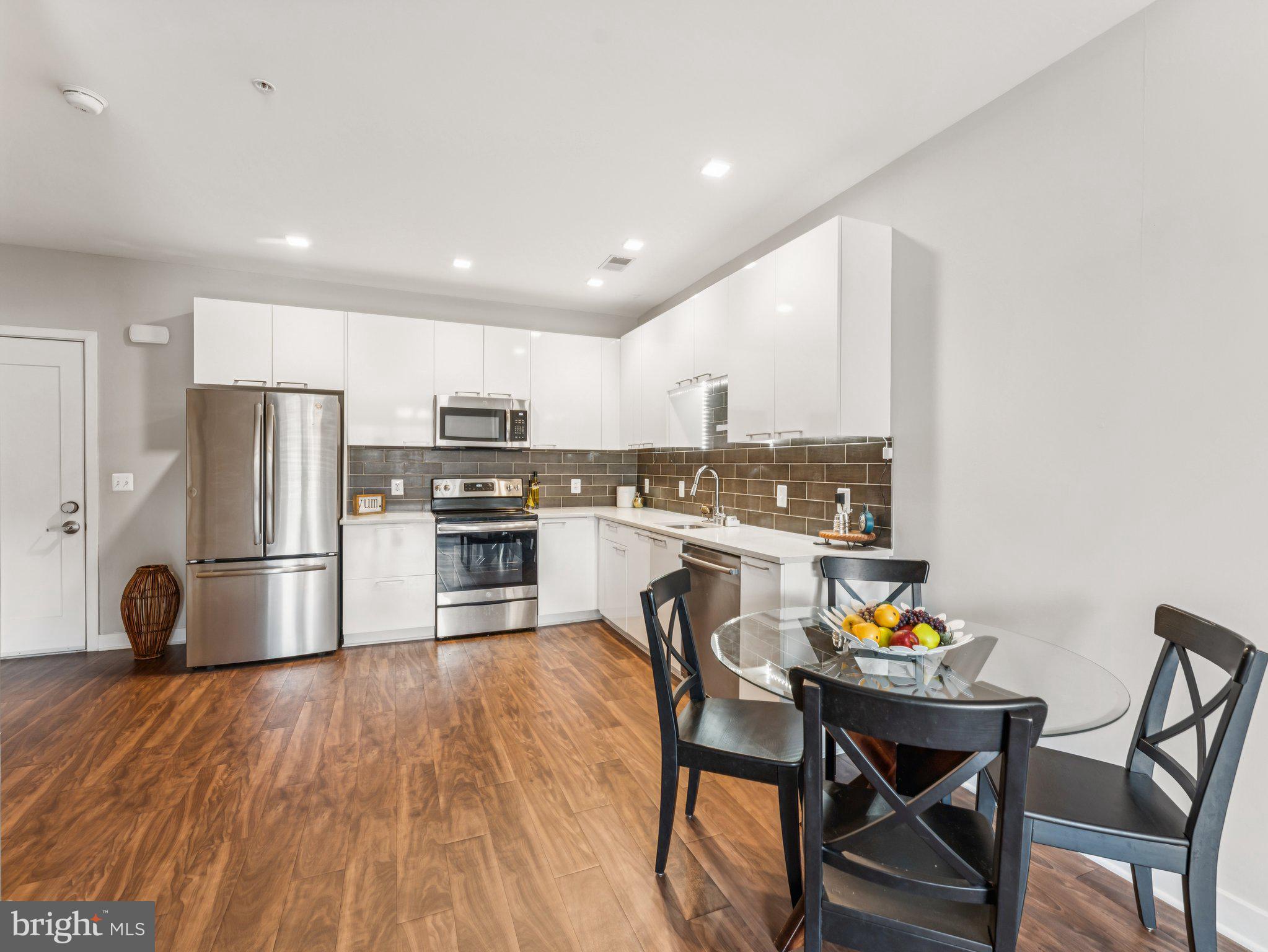 BARCROFT - Residential