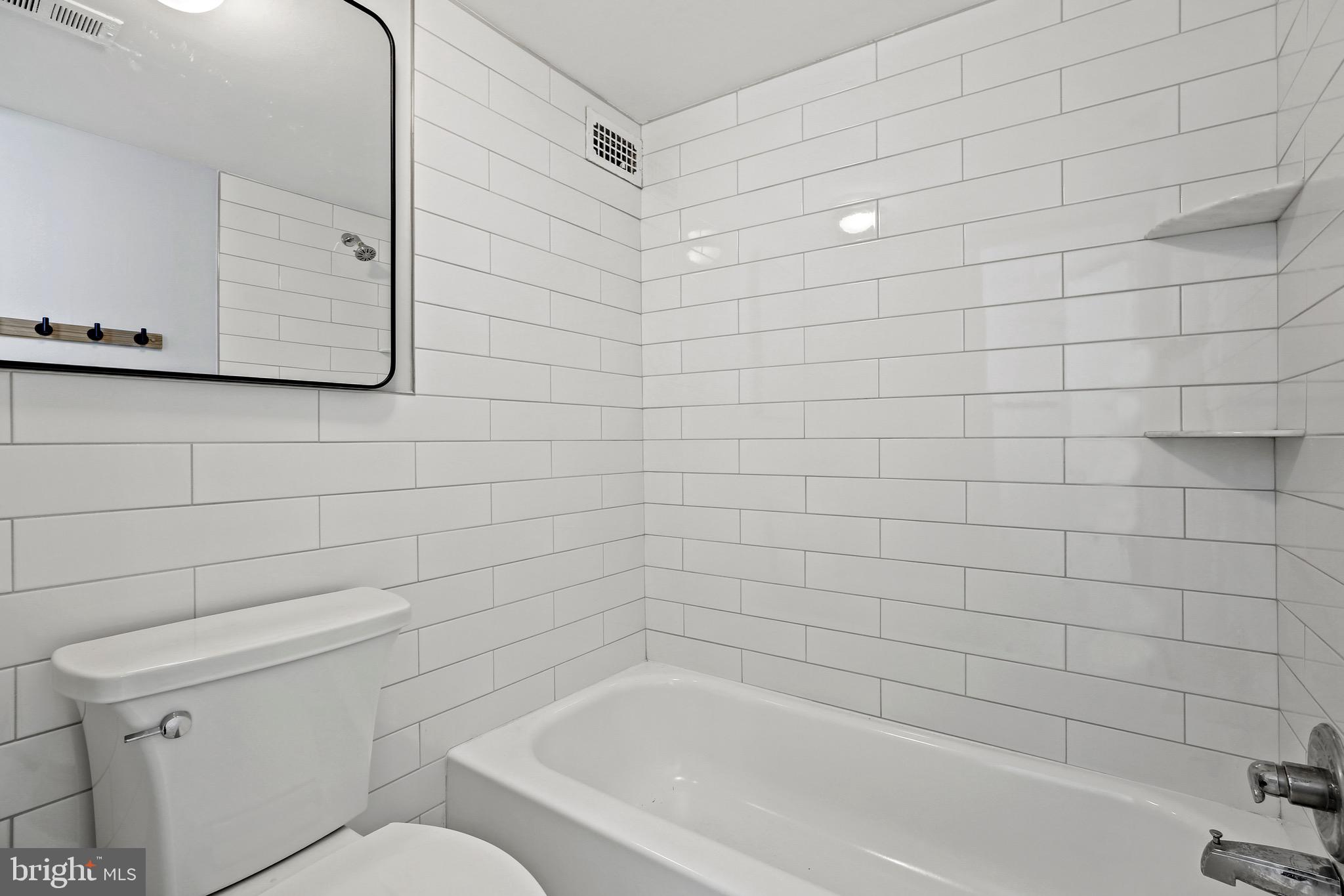 AMERICANA CENTRE - Residential