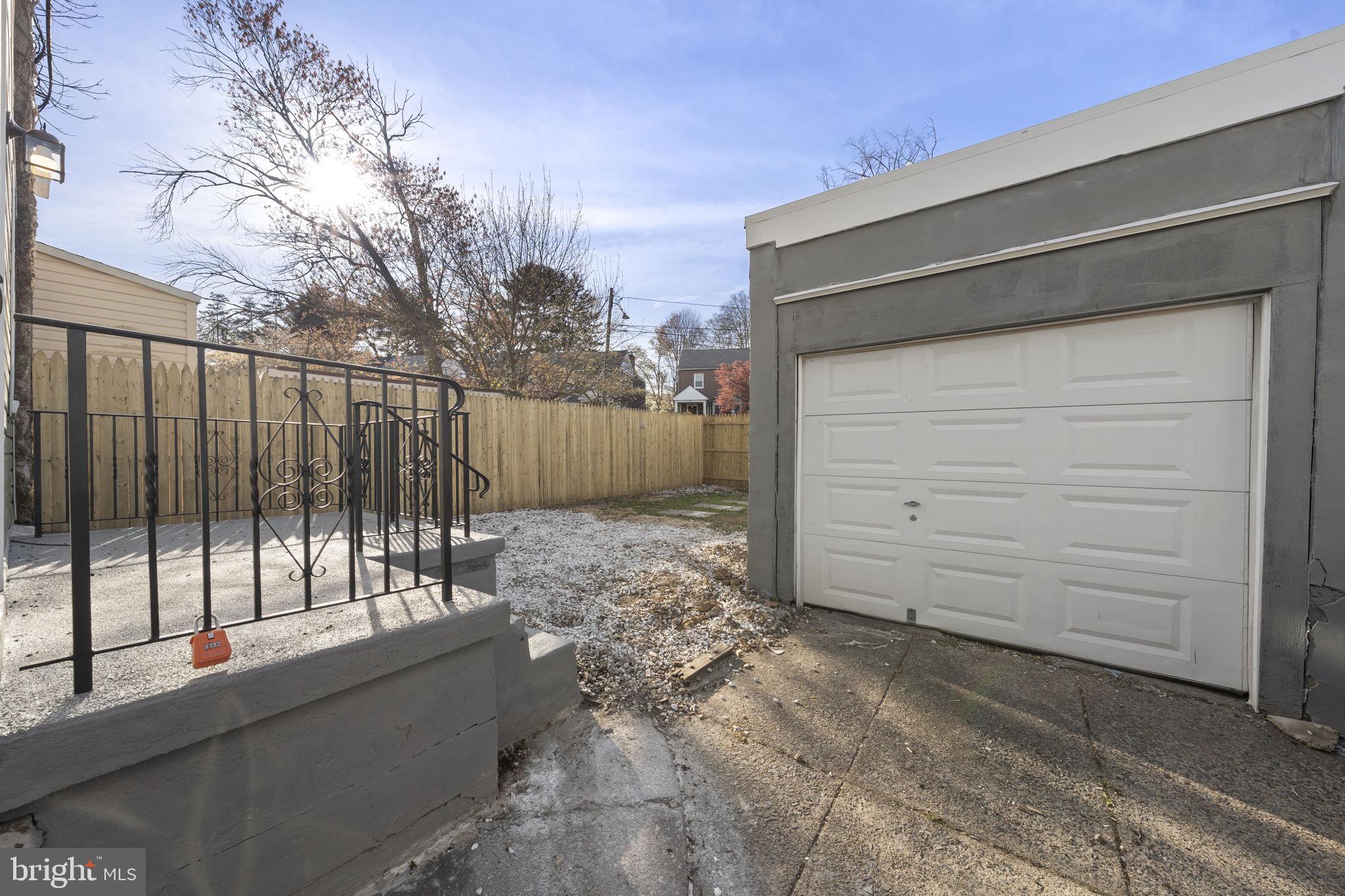 DREXEL HILL - Residential