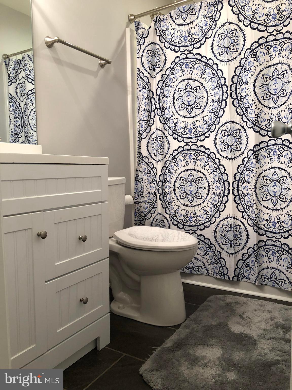 LAKE OF THE WOODS - Residential Lease