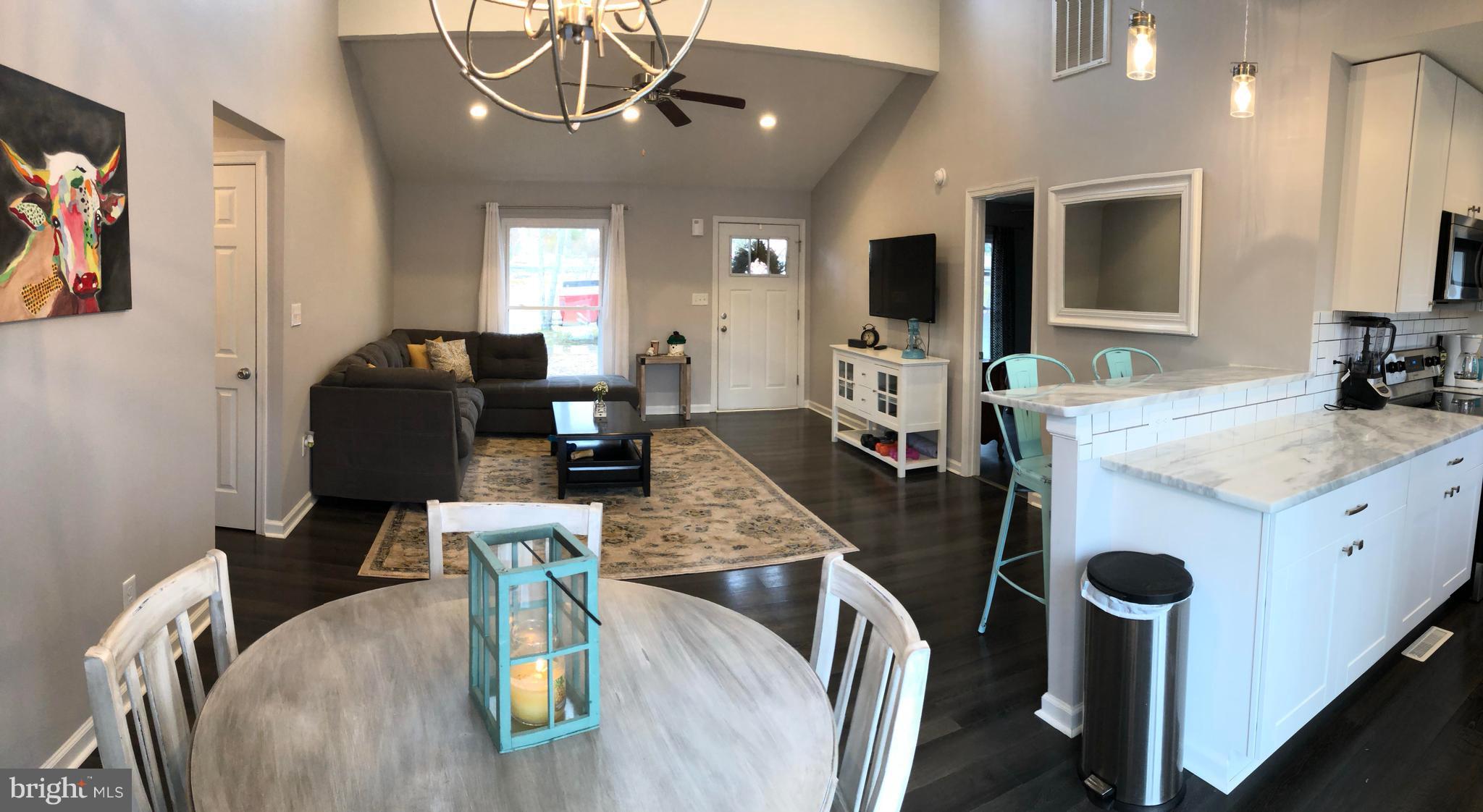 LAKE OF THE WOODS - Residential Lease