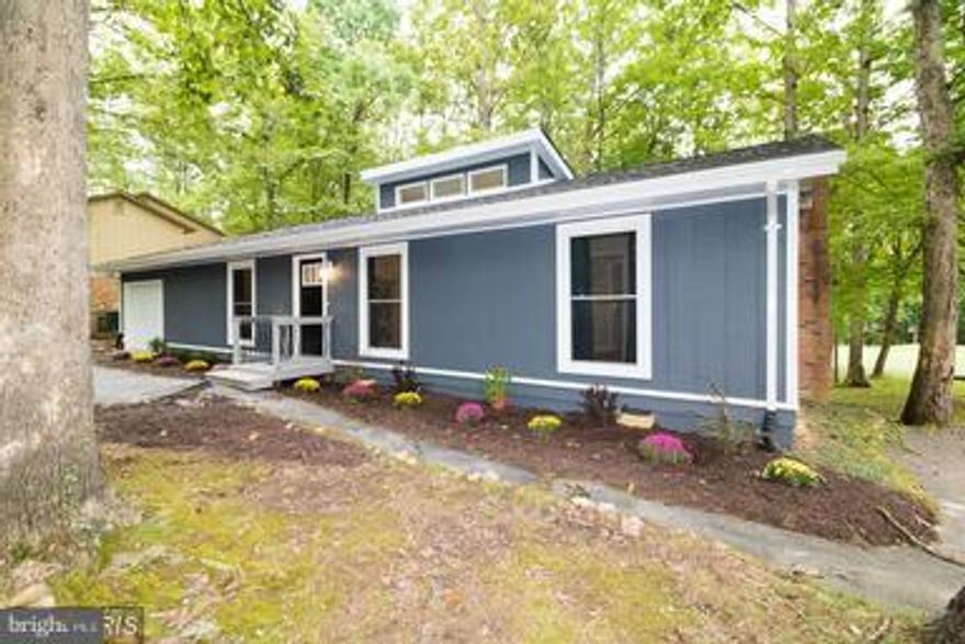 Totally Remodeled  Rambler!  Wow Factor!!   1220 sqft Rambler with 3 Bedrooms & 2 Full Baths. Open Floor Plan.  Kitchen has stainless steel appliances with marble countertops & white and gray finishes!  Beautiful eat-in Kitchen with view of the Golf Course!   Living Room is large and roomy!    Master with Full Bath.  Deck off Rear.  Gated Community/amenities!   NO PETS.