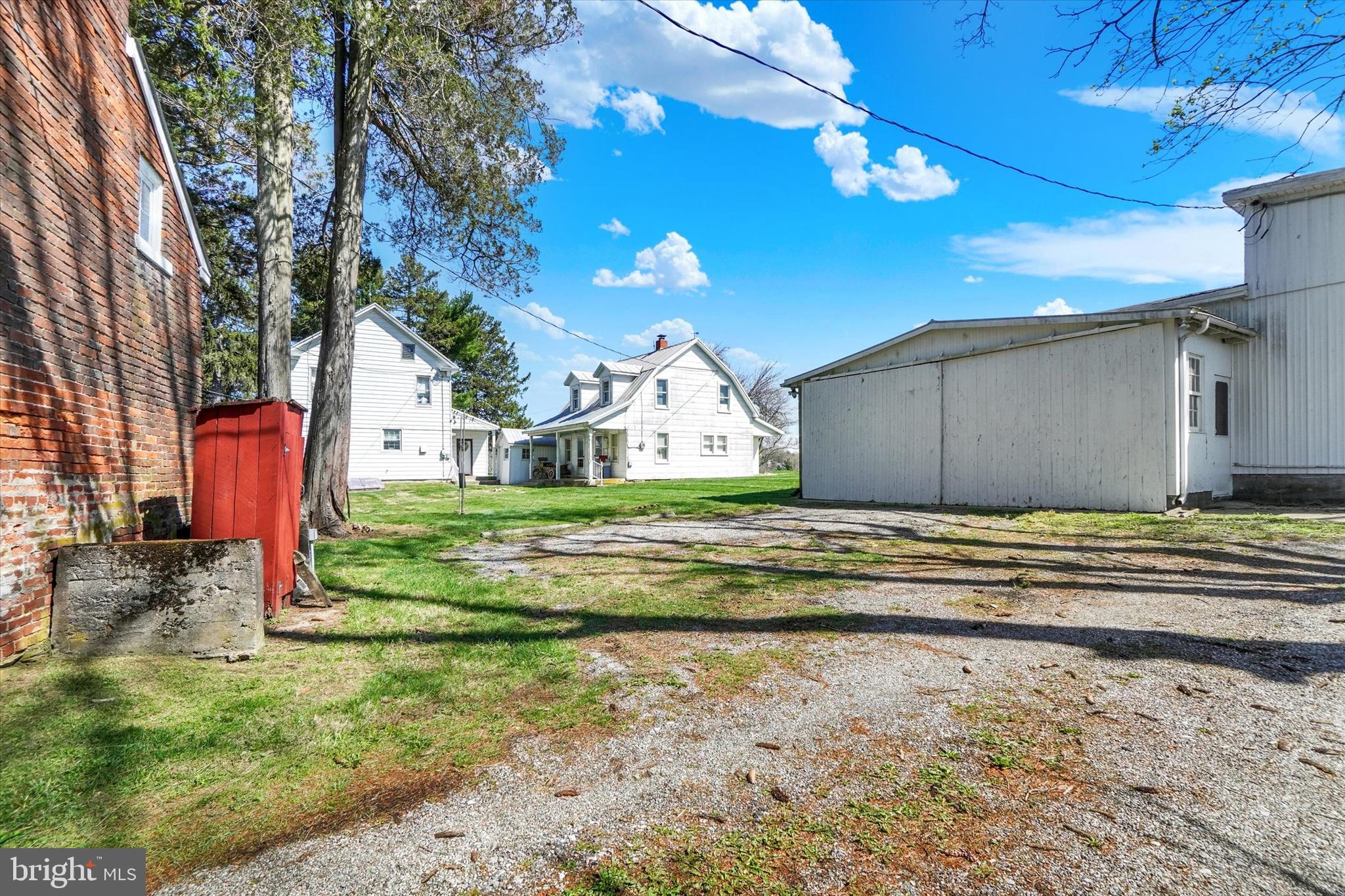 YORK TWP - Residential