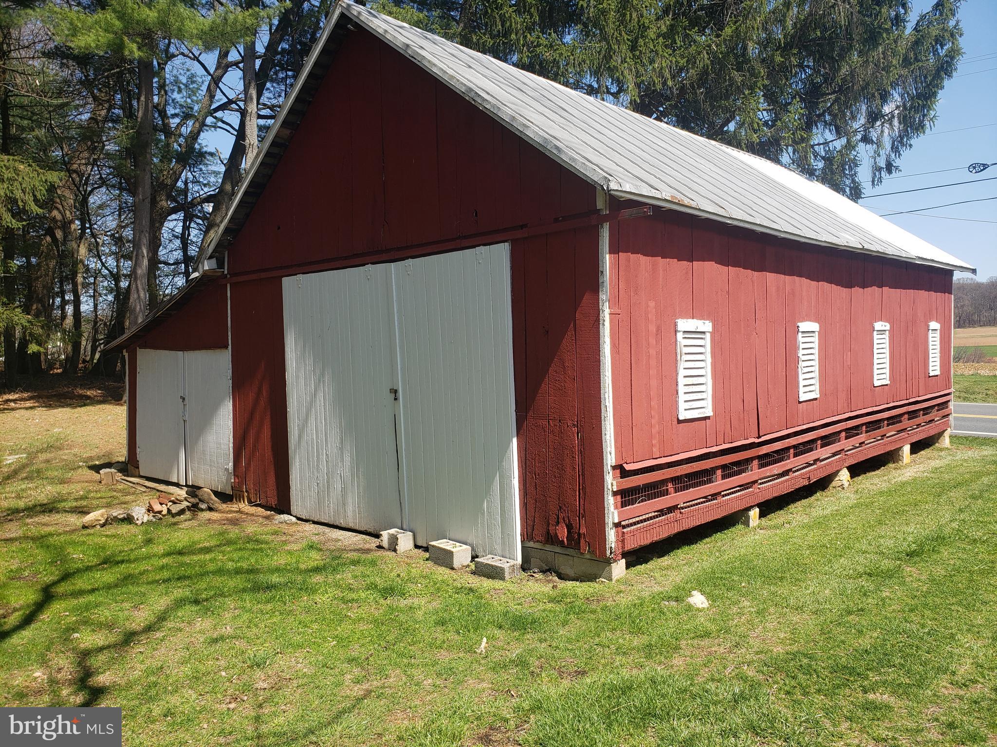 YORK TWP - Residential