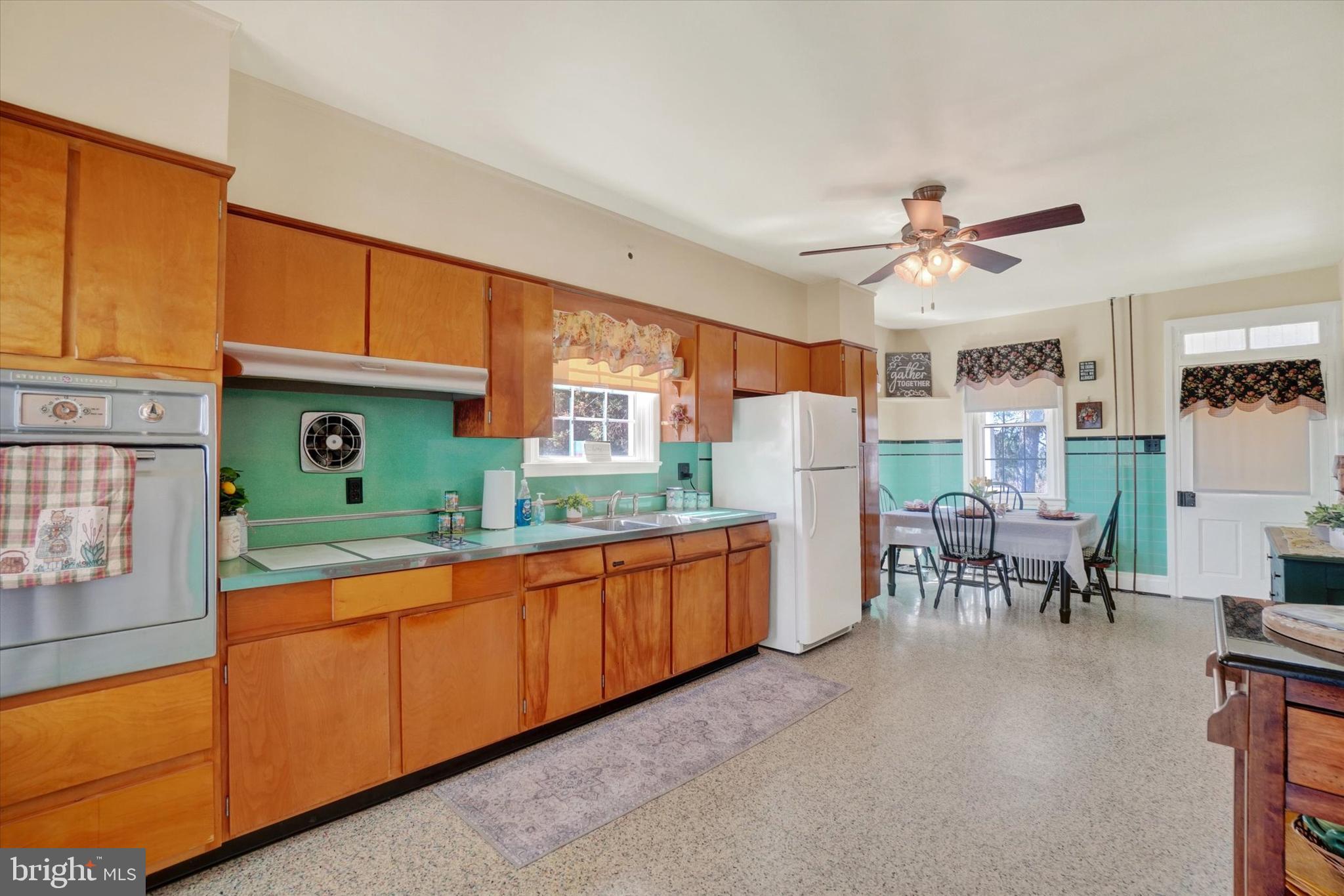 YORK TWP - Residential