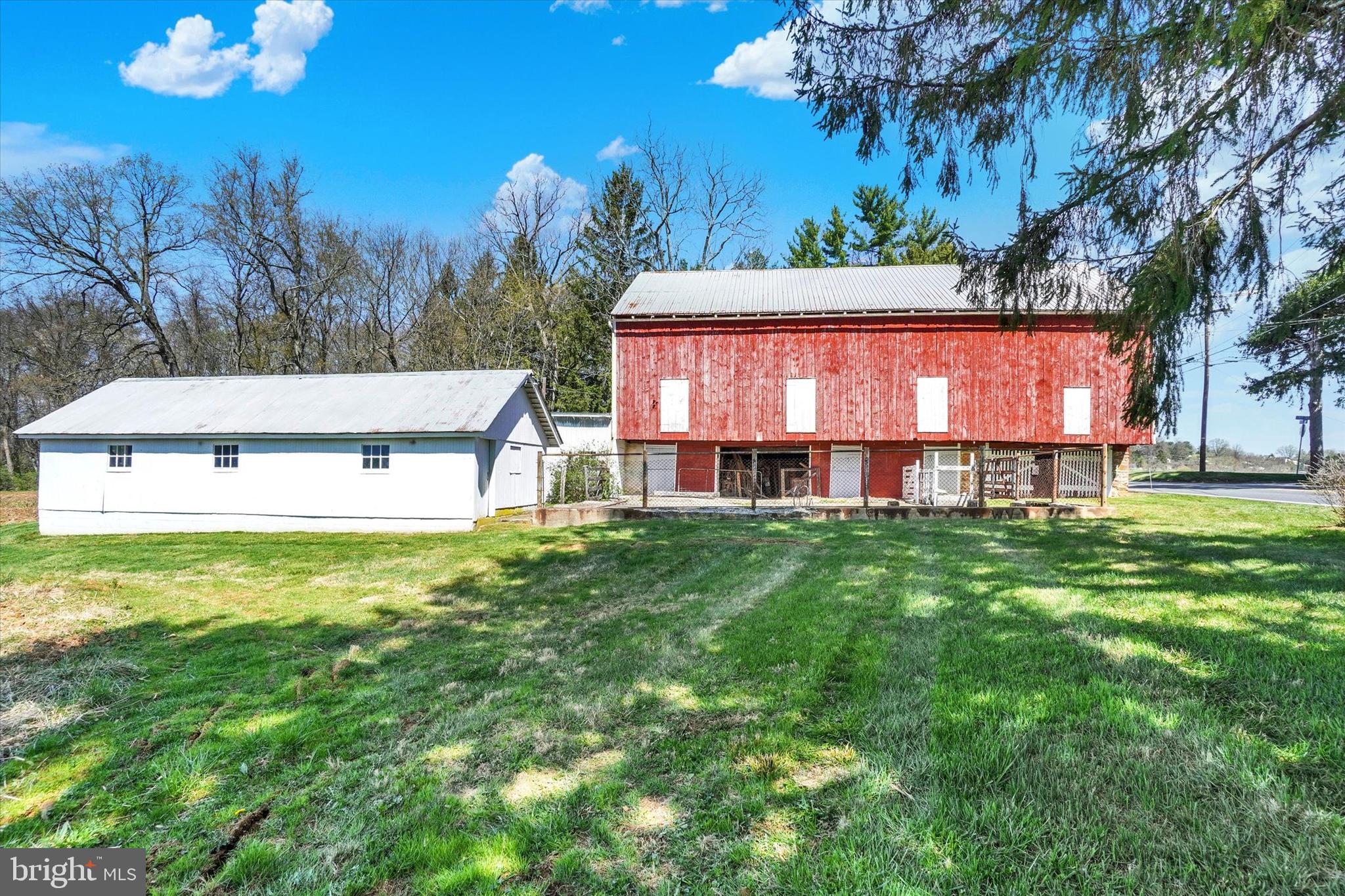 YORK TWP - Residential