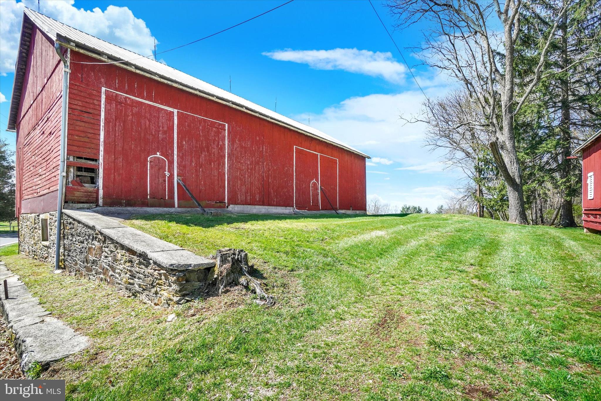 YORK TWP - Residential