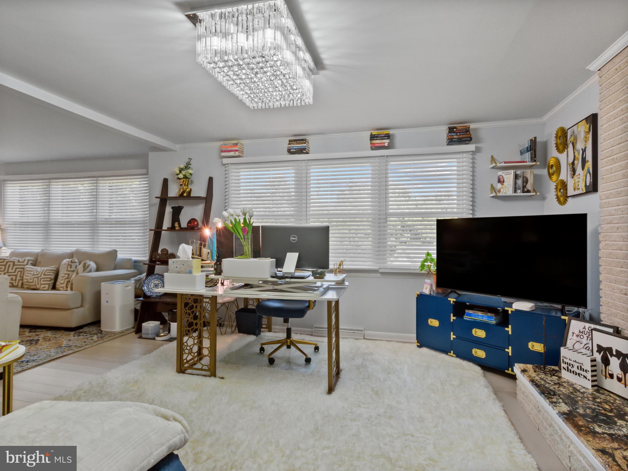 TEMPLE HILLS - Residential