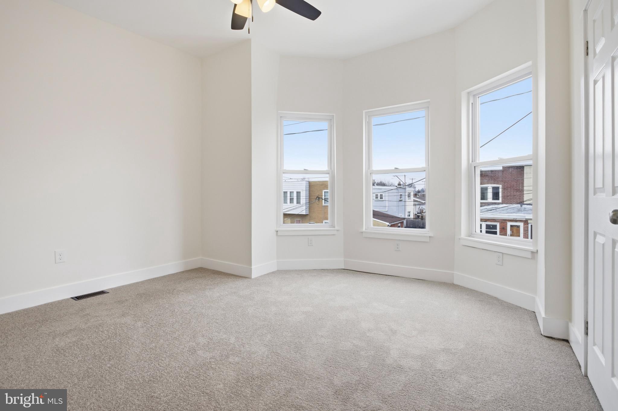 EDDINGTON GDNS - Residential