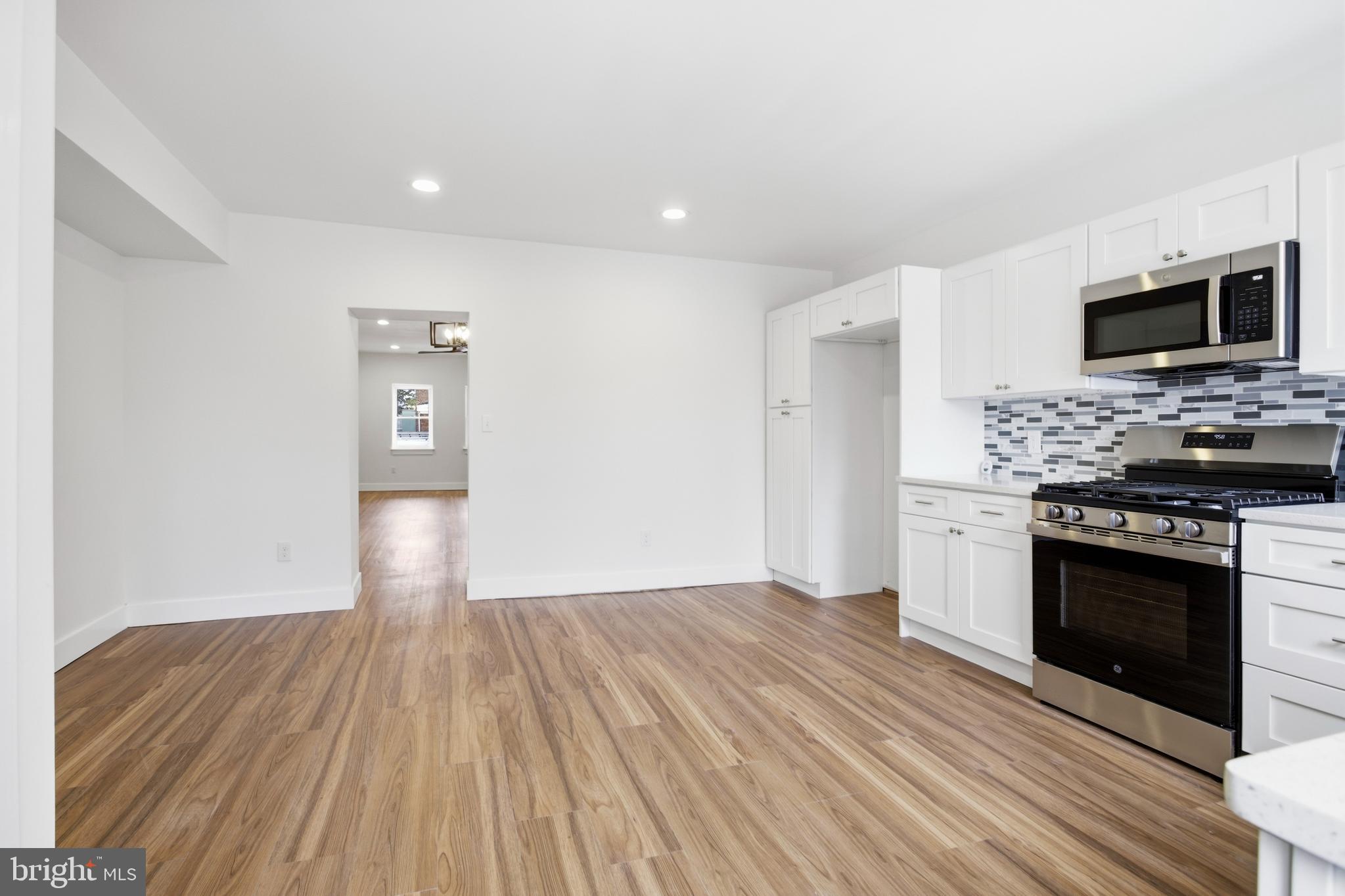 EDDINGTON GDNS - Residential