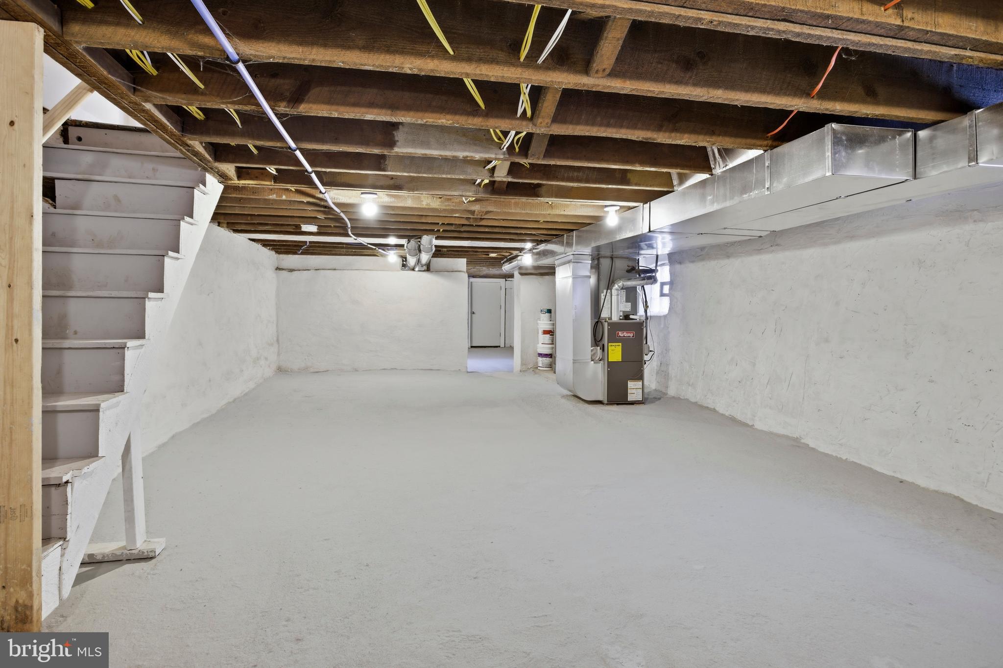 EDDINGTON GDNS - Residential