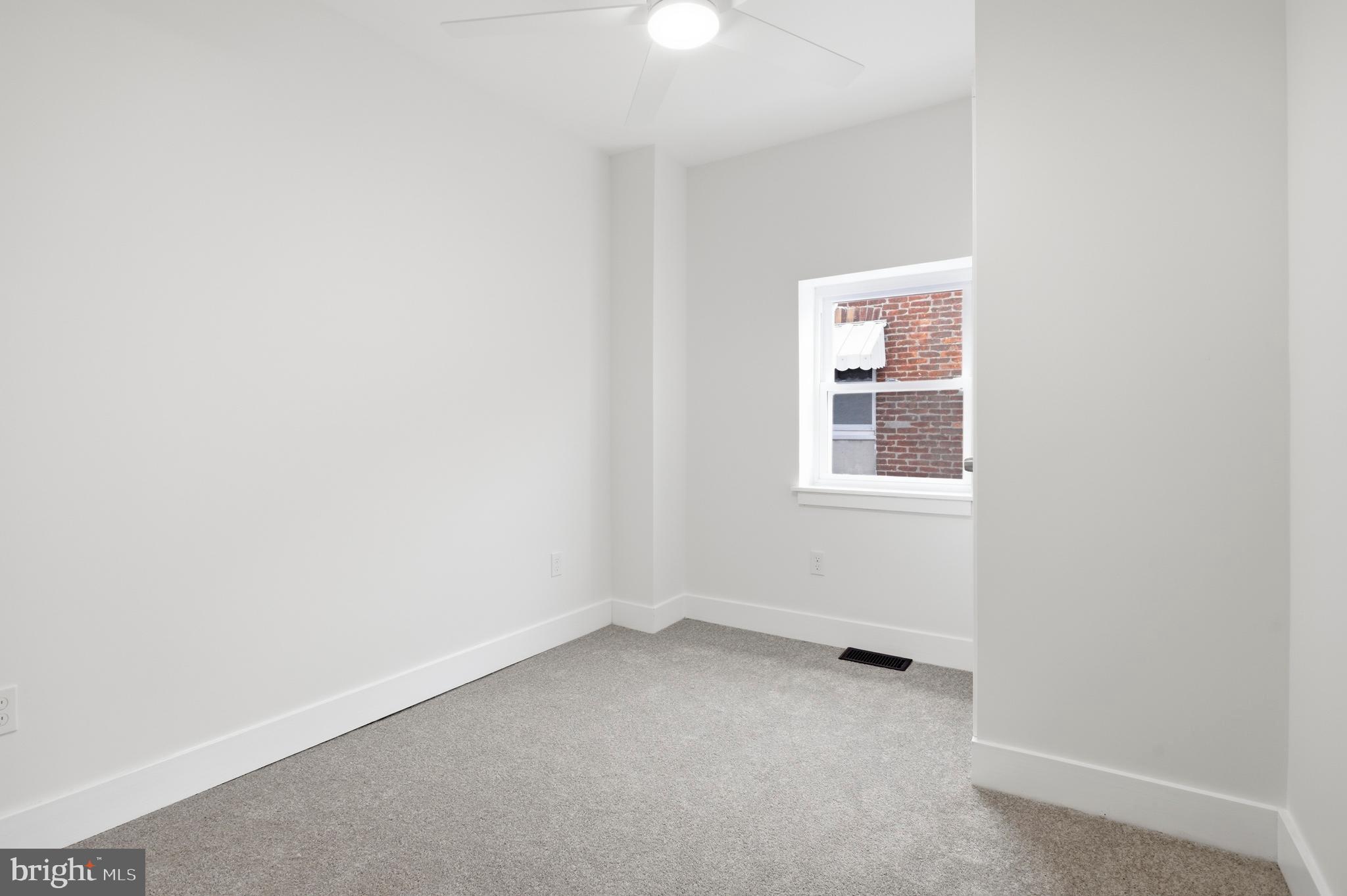 EDDINGTON GDNS - Residential