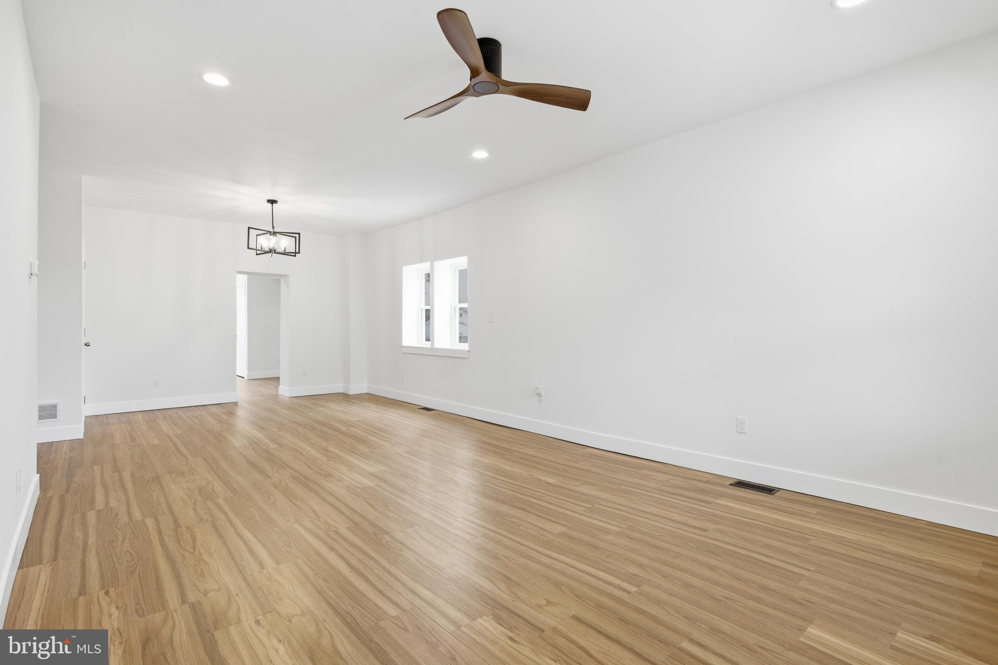 EDDINGTON GDNS - Residential