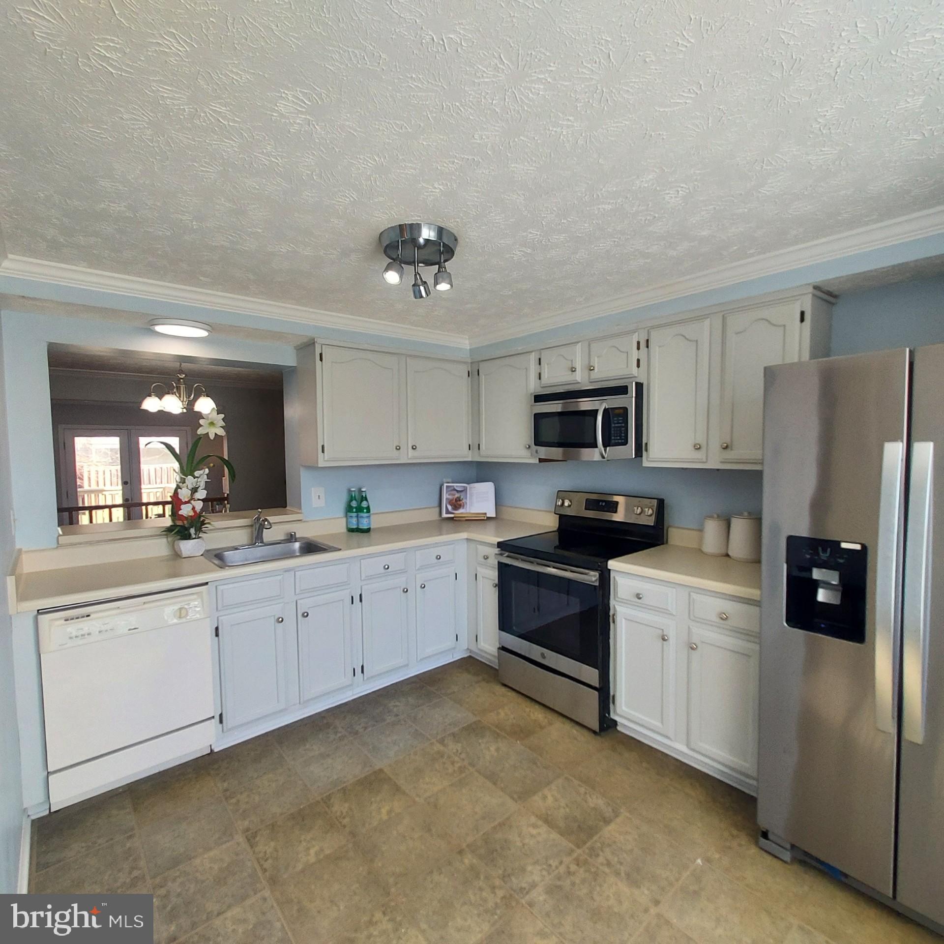 656 CORAL REEF DRIVE