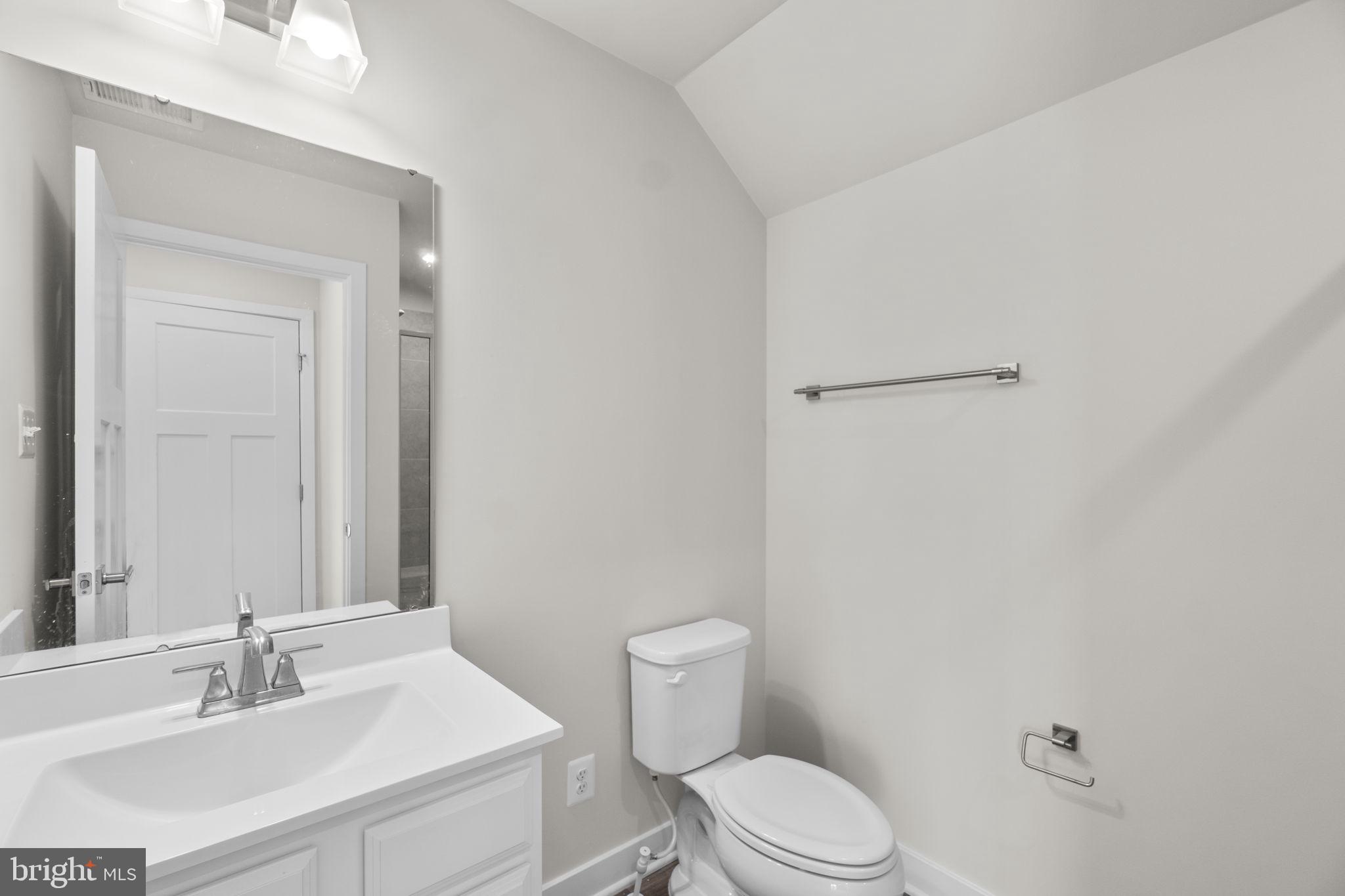 LAKE LINGANORE OAKDALE - Residential