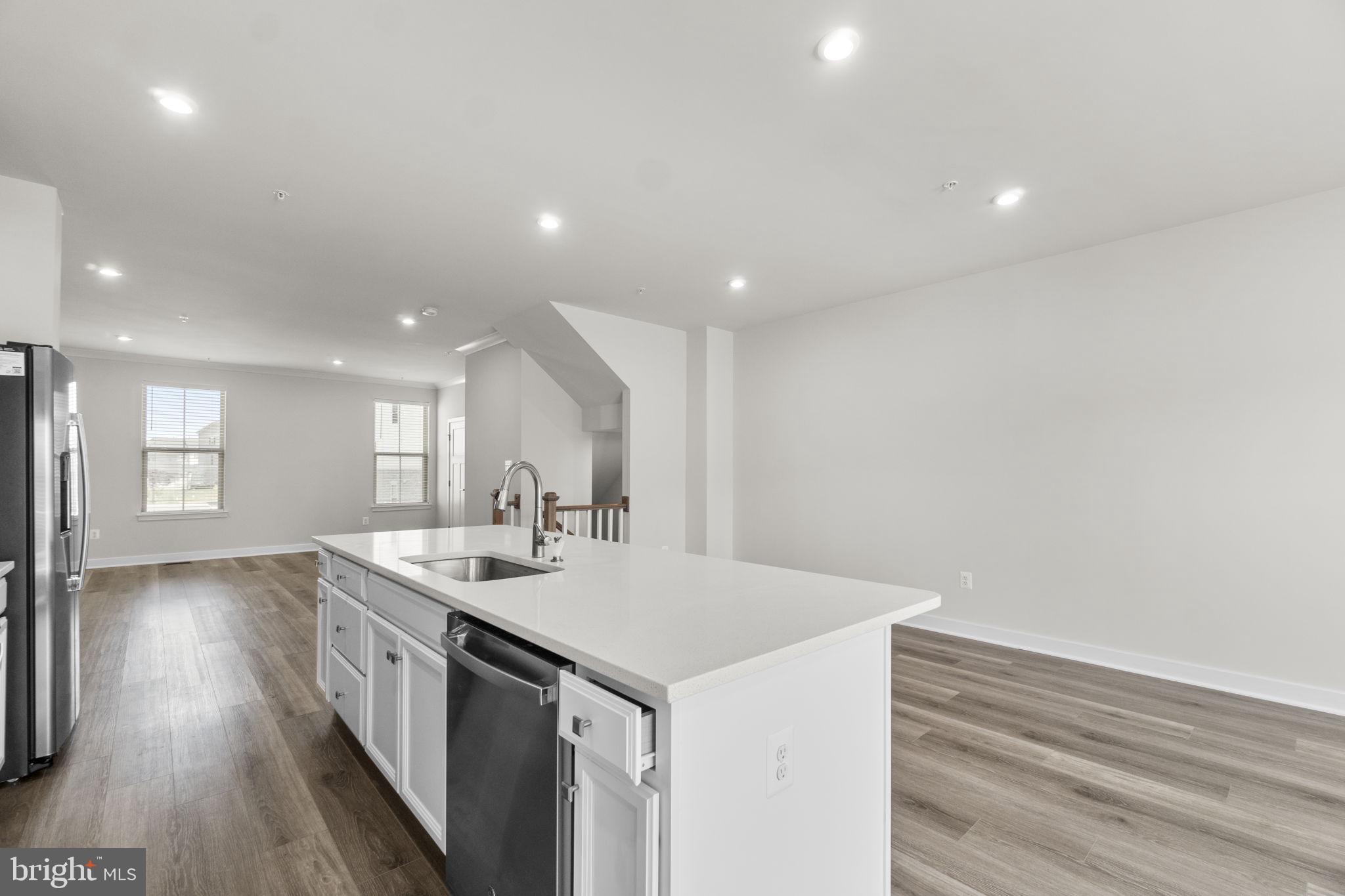 LAKE LINGANORE OAKDALE - Residential
