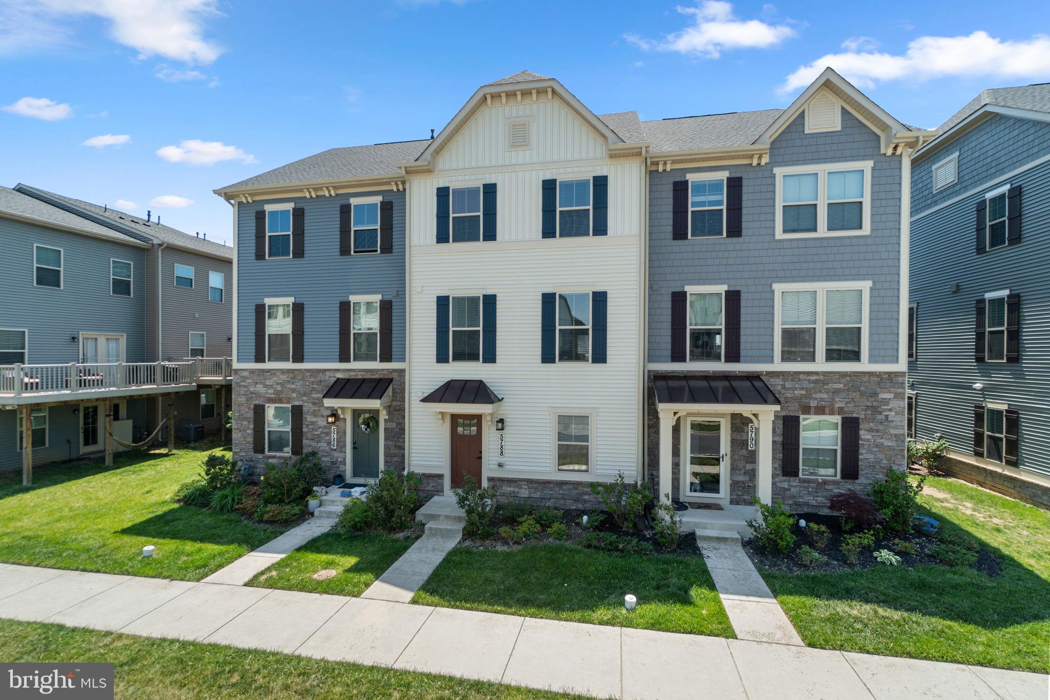 LAKE LINGANORE OAKDALE - Residential
