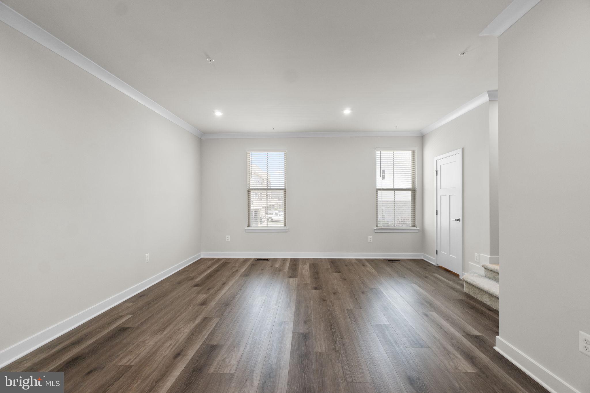 LAKE LINGANORE OAKDALE - Residential