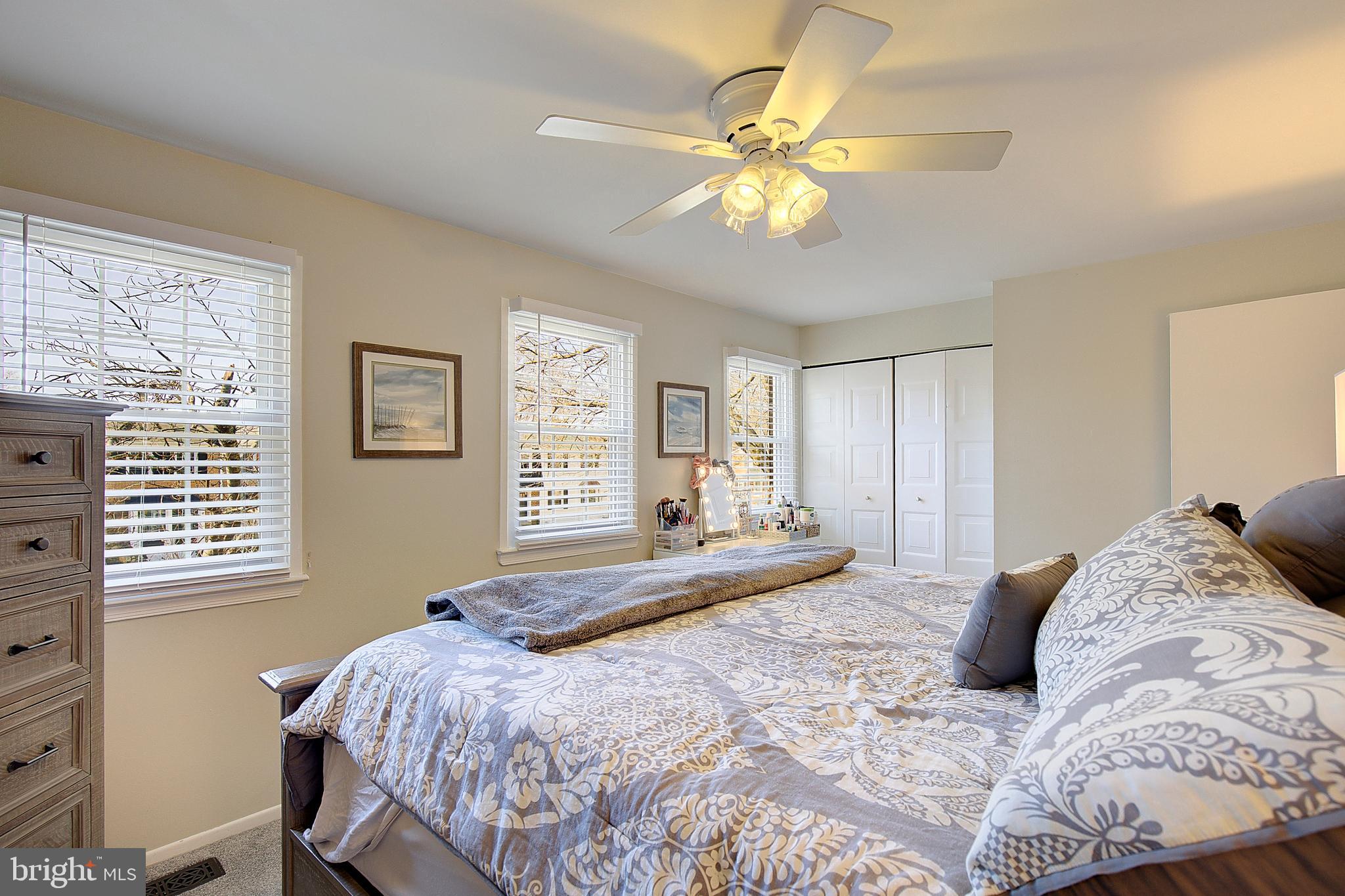 CROFTON SQUARE - Residential