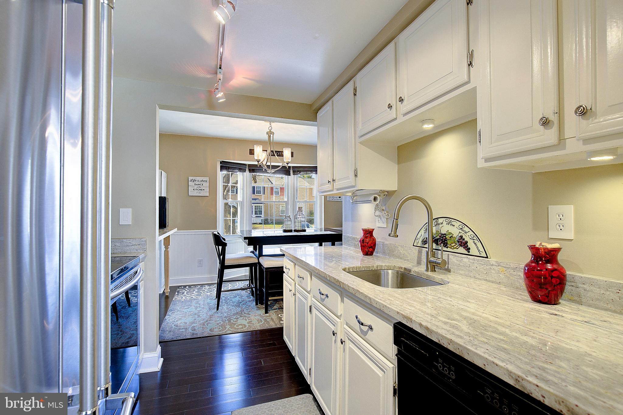 CROFTON SQUARE - Residential