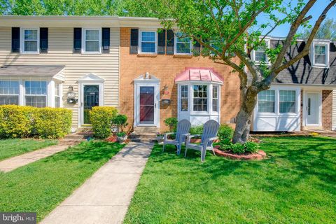 Townhouse For Sale - 1710 Aberdeen Circle #10F<br/> CROFTON, MD 21114